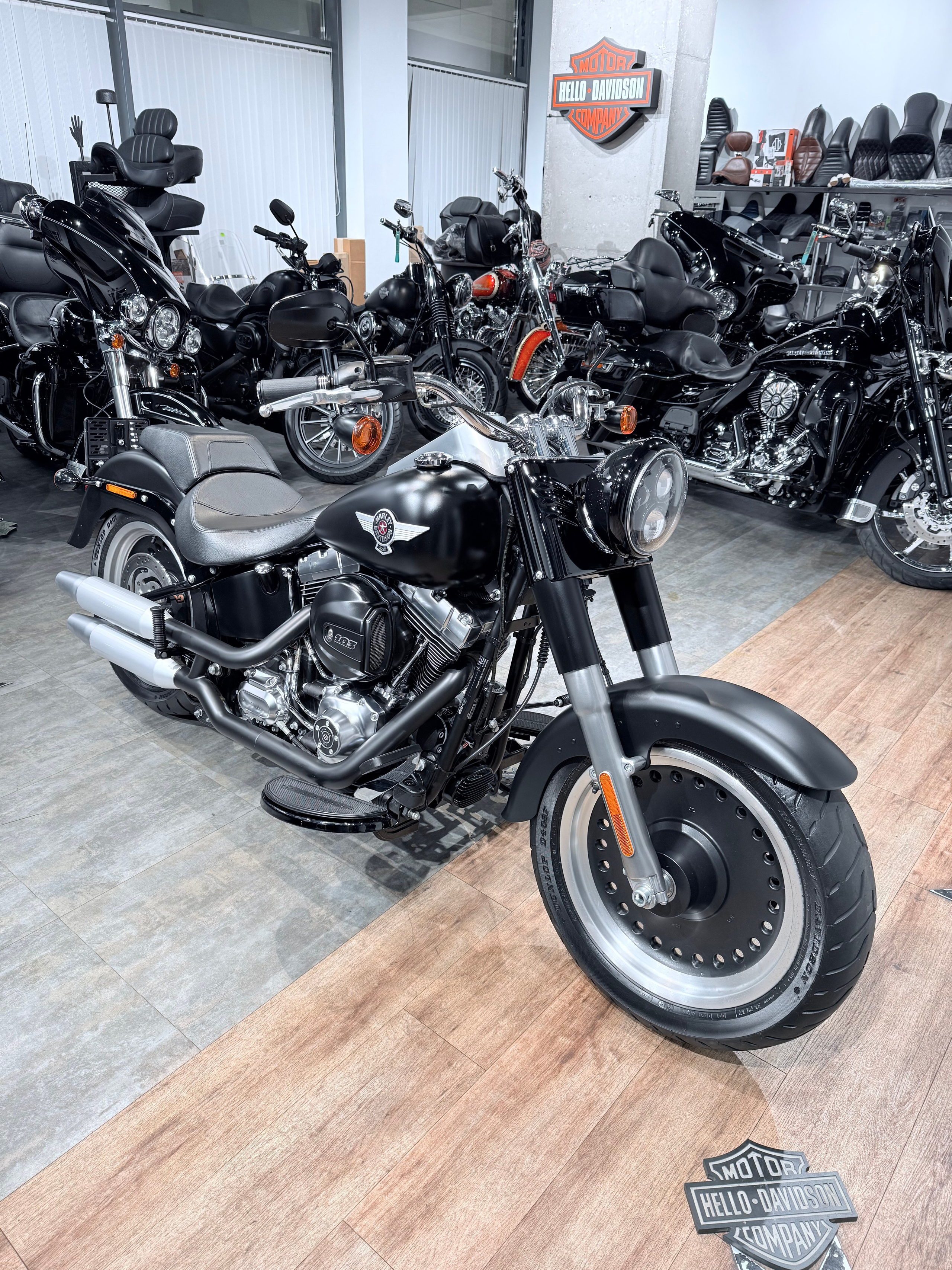 2017 Fat Boy 103 АВS Blаck Dеnim. Hello Davidson, Москва. Только хорошие мотоциклы…