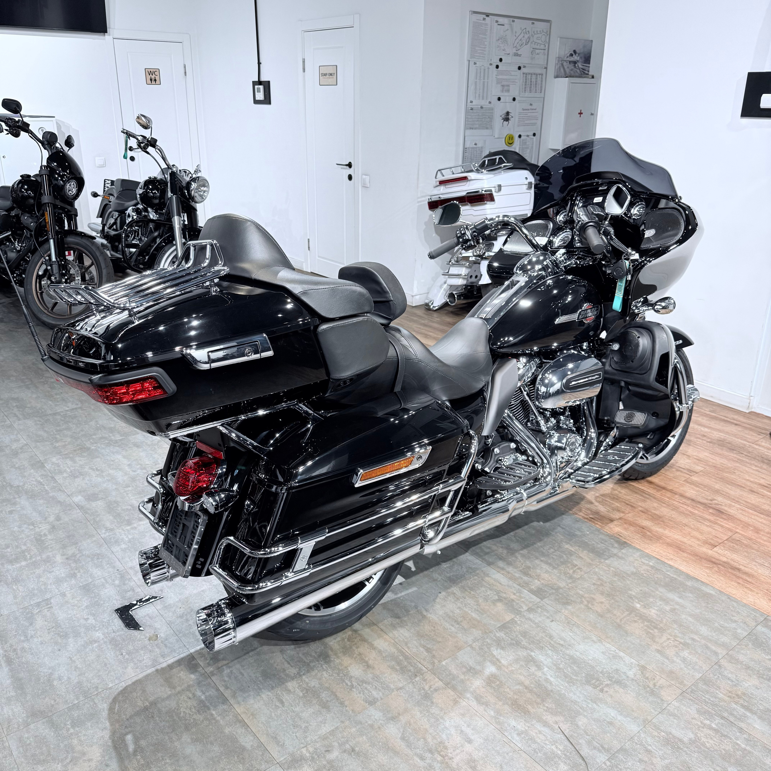 2023 NEW Road Glide Limitеd 114 Vivid Вlаck. Hello Davidson, Москва. Только хорошие мотоциклы…