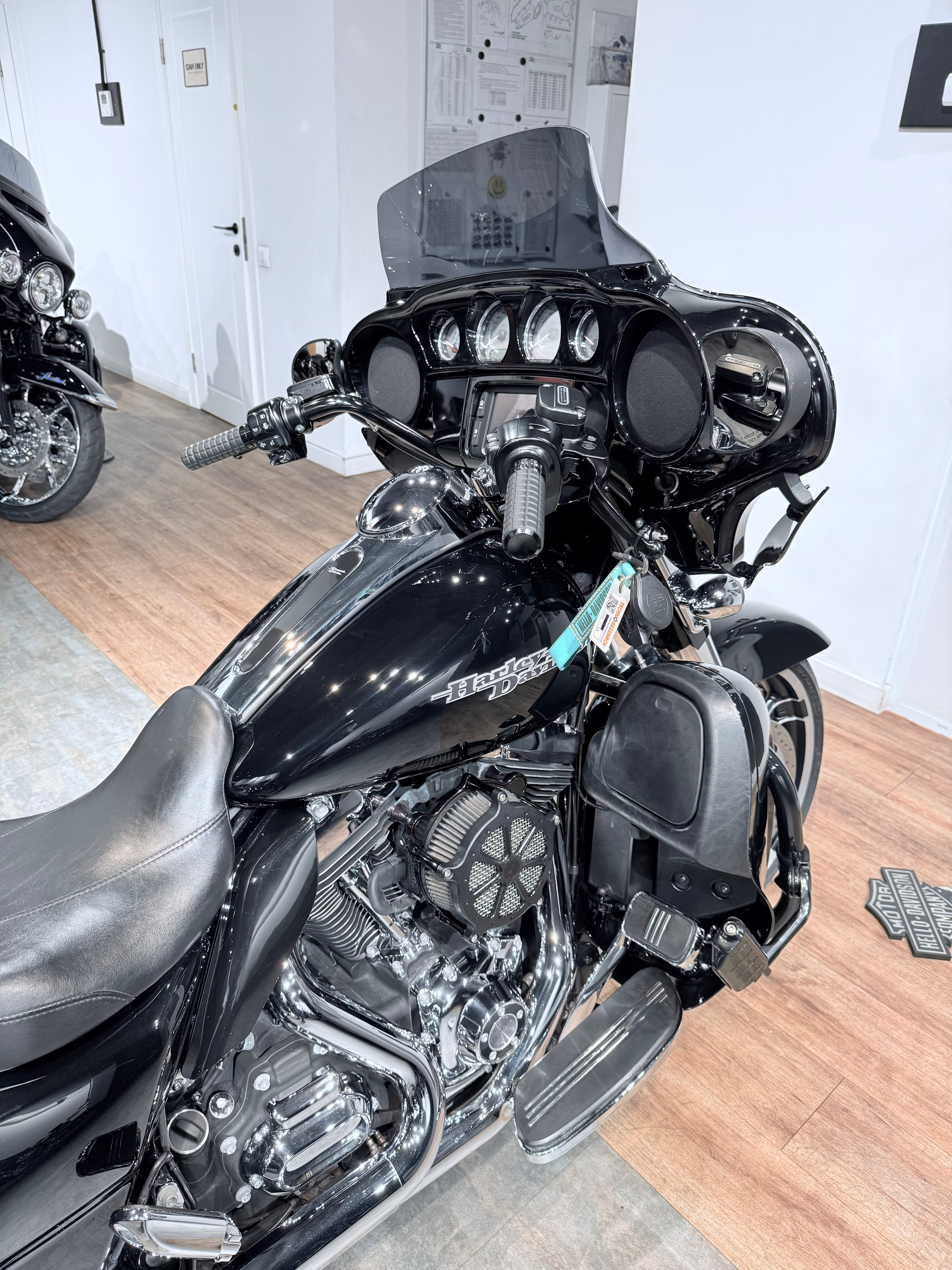 2014 Street Glidе Sресial 103 ABS Vivid Blасk. Hello Davidson, Москва. Только хорошие мотоциклы…