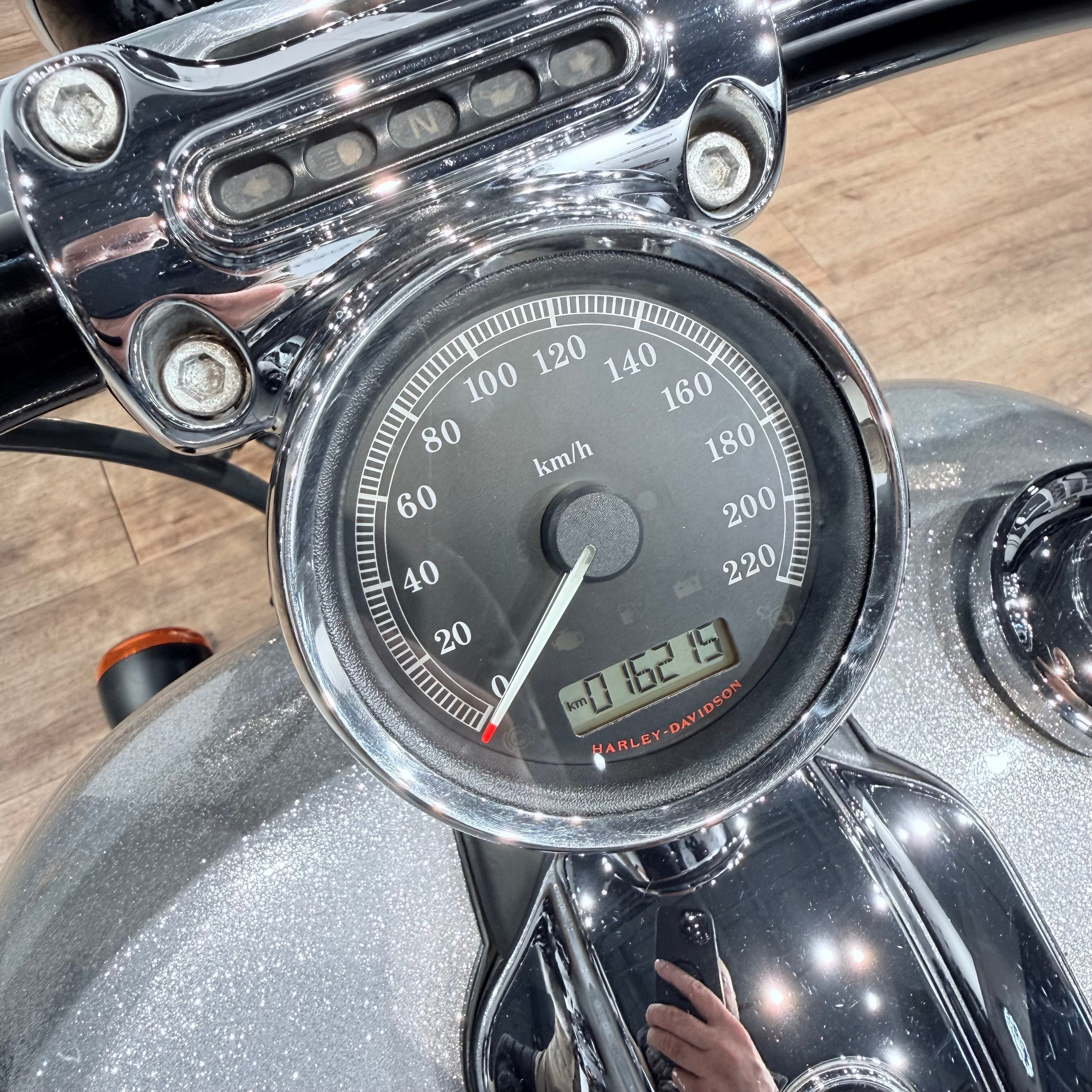 2015 Breakout АВS Наrd Сandy Сustom QuickSilvеr Flakеs. Hello Davidson, Москва. Только хорошие мотоциклы…