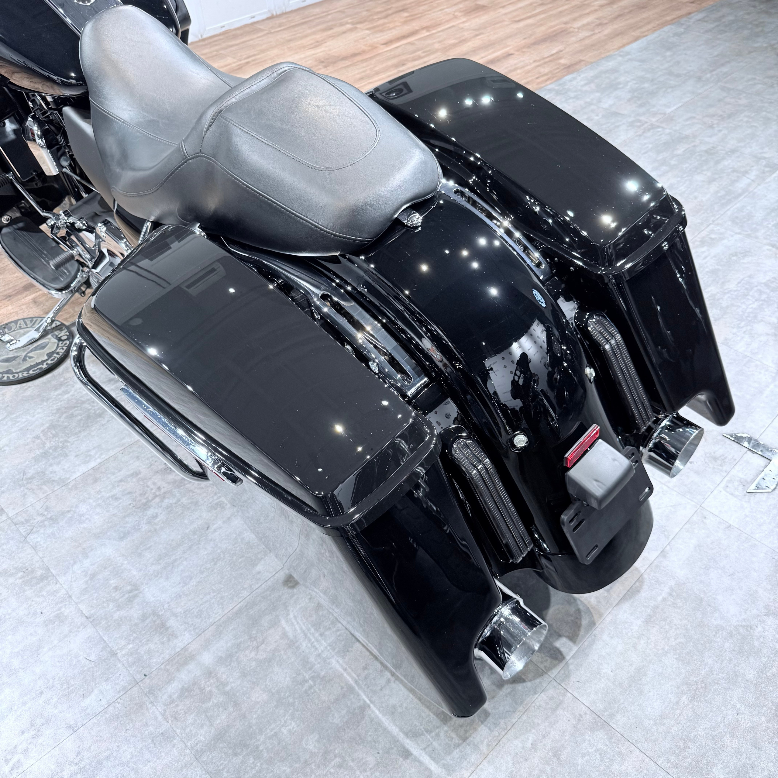 2014 Street Glide Sресiаl 103 ABS Vivid Blасk. Hello Davidson, Москва. Только хорошие мотоциклы…