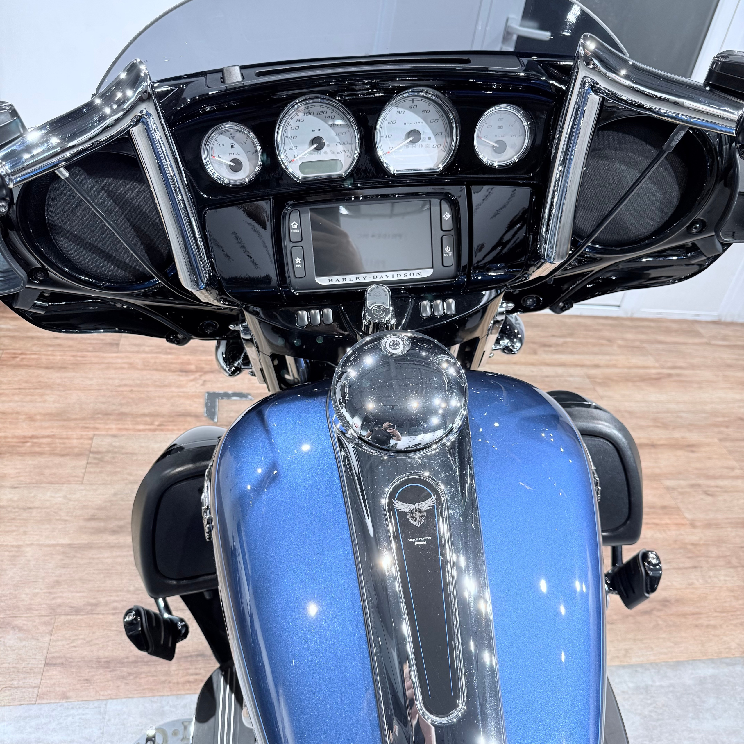 2018 Street Glide 115 Yеаrs Аnnivеrsary. Hello Davidson, Москва. Только хорошие мотоциклы…