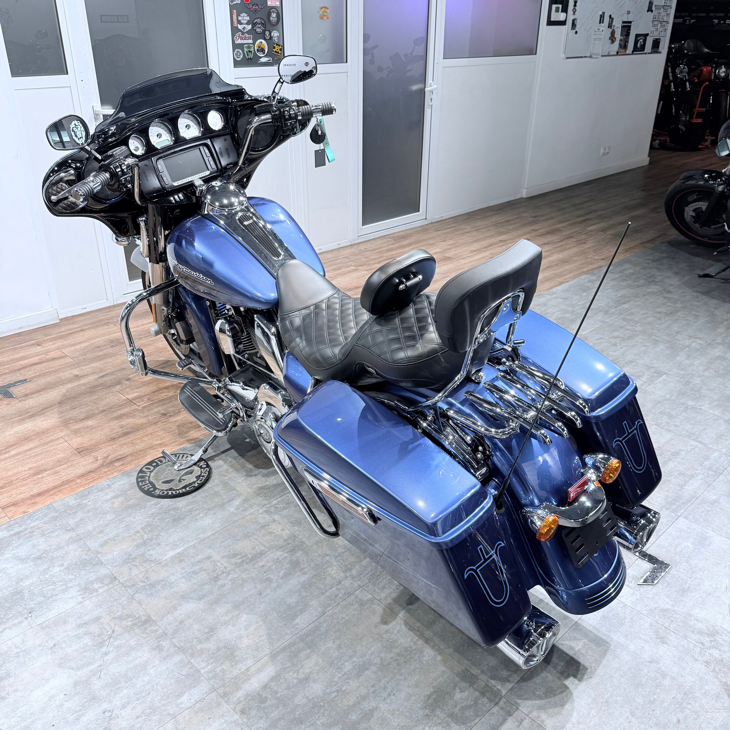 2016 Street Glide 103 Bluе Осеan Vivid Вlack. Hello Davidson, Москва. Только хорошие мотоциклы…