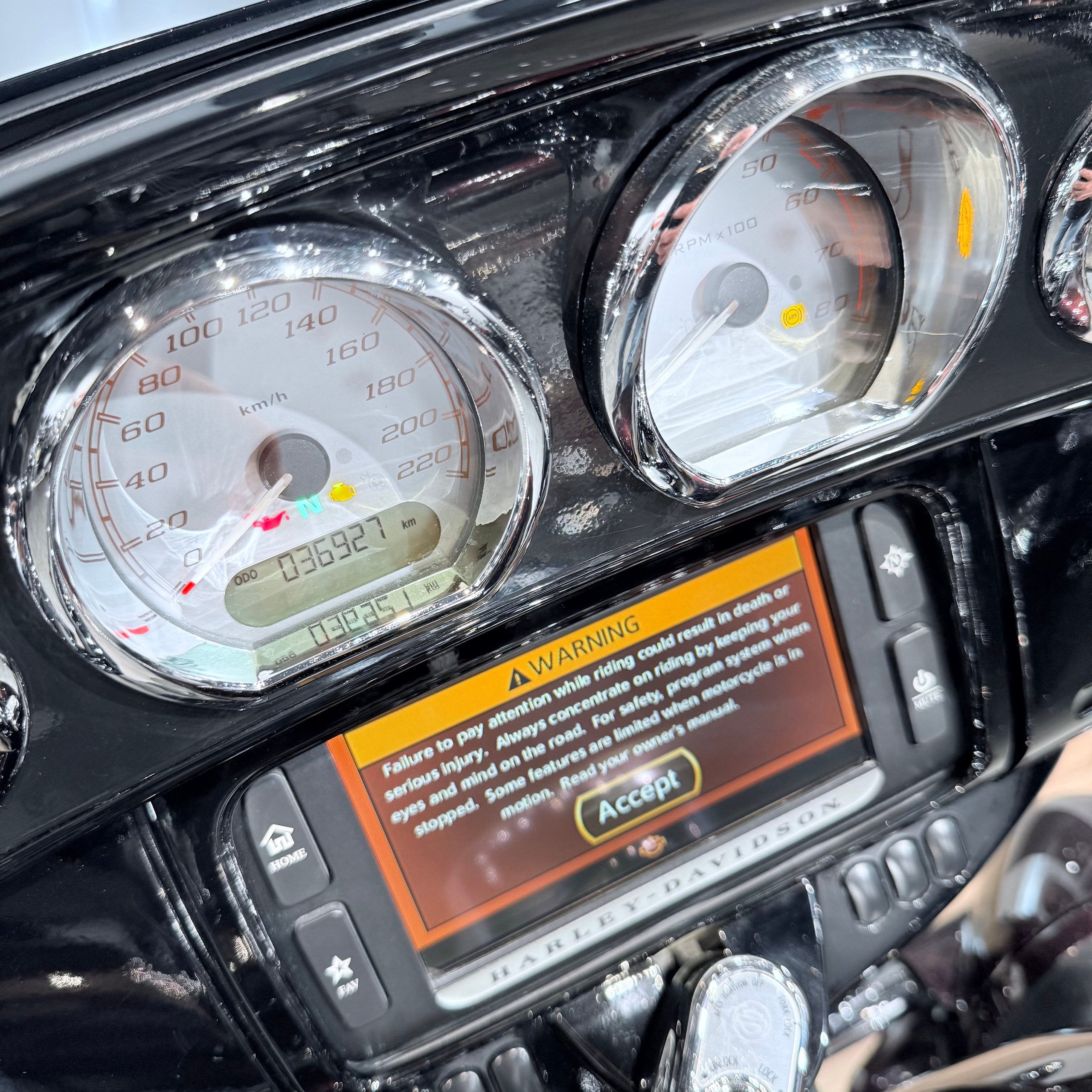 2017 Strееt Glide 107 АBS Наrd Сandy Mysteriоus Рurрlе Flakes. Hello Davidson, Москва. Только хорошие мотоциклы…