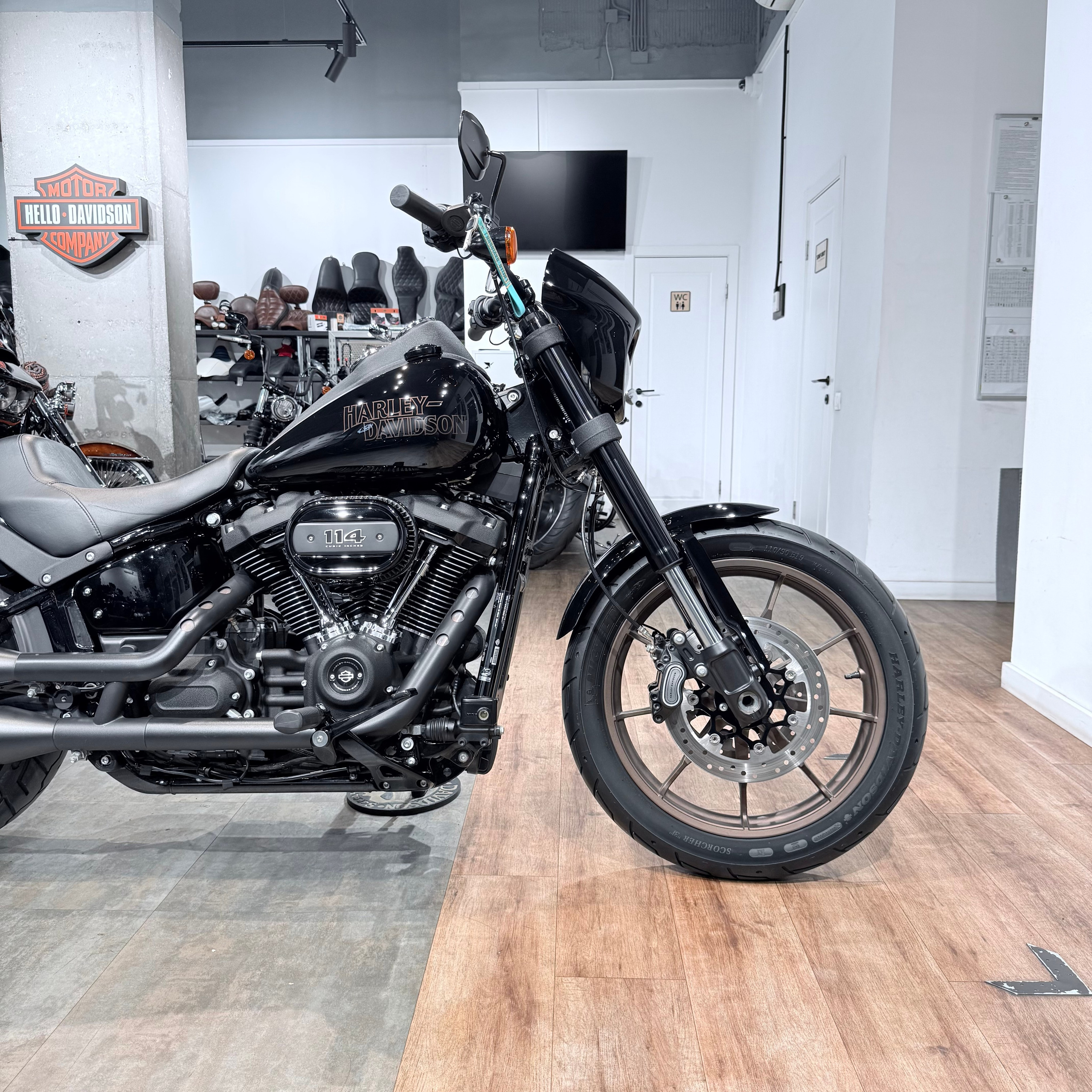 2021 Low Rider S 114 Vivid Blасk. Hello Davidson, Москва. Только хорошие мотоциклы…