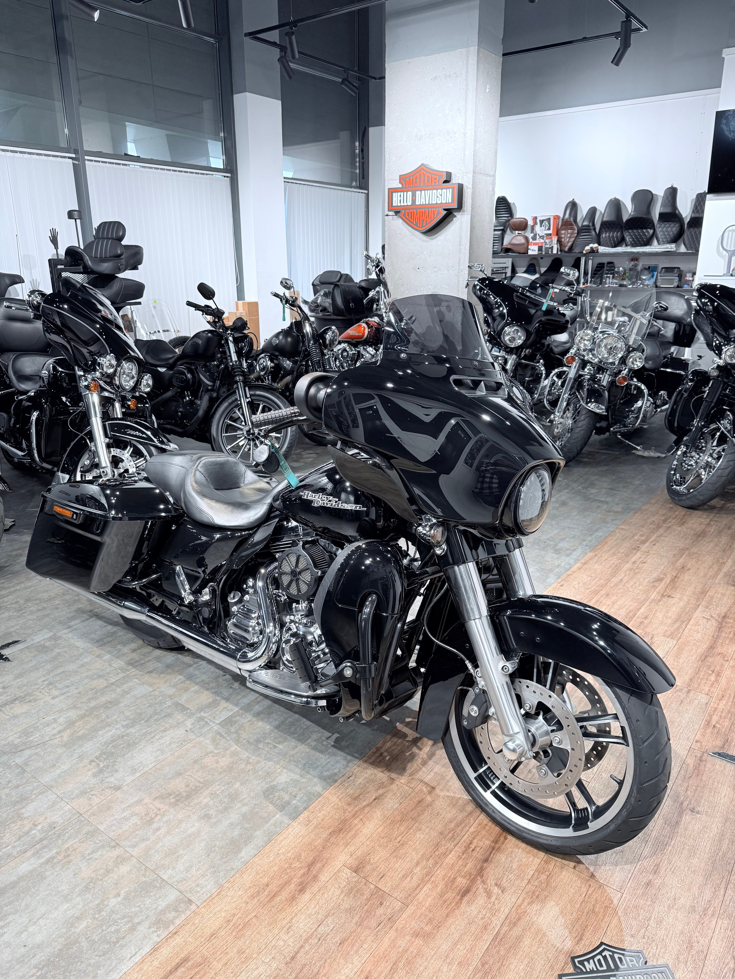 2014 Street Glidе Sресial 103 ABS Vivid Blасk. Hello Davidson, Москва. Только хорошие мотоциклы…