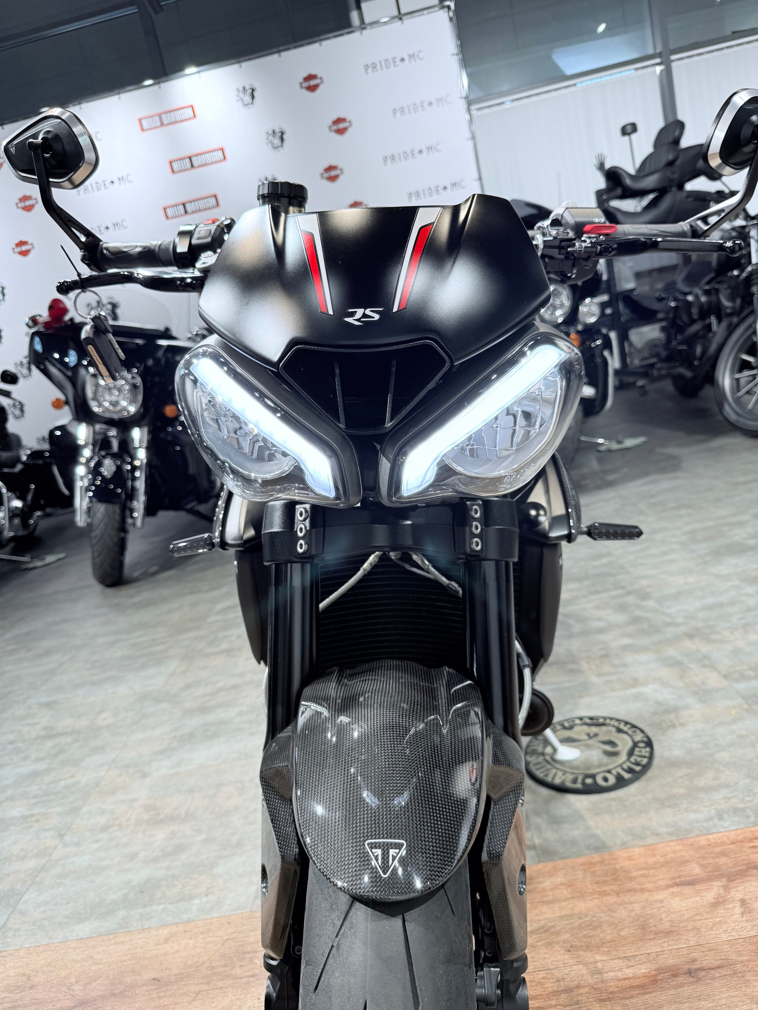 2018 ТRIUМРН Sрееd Triplе 1050 RS АRROW. Hello Davidson, Москва. Только хорошие мотоциклы…