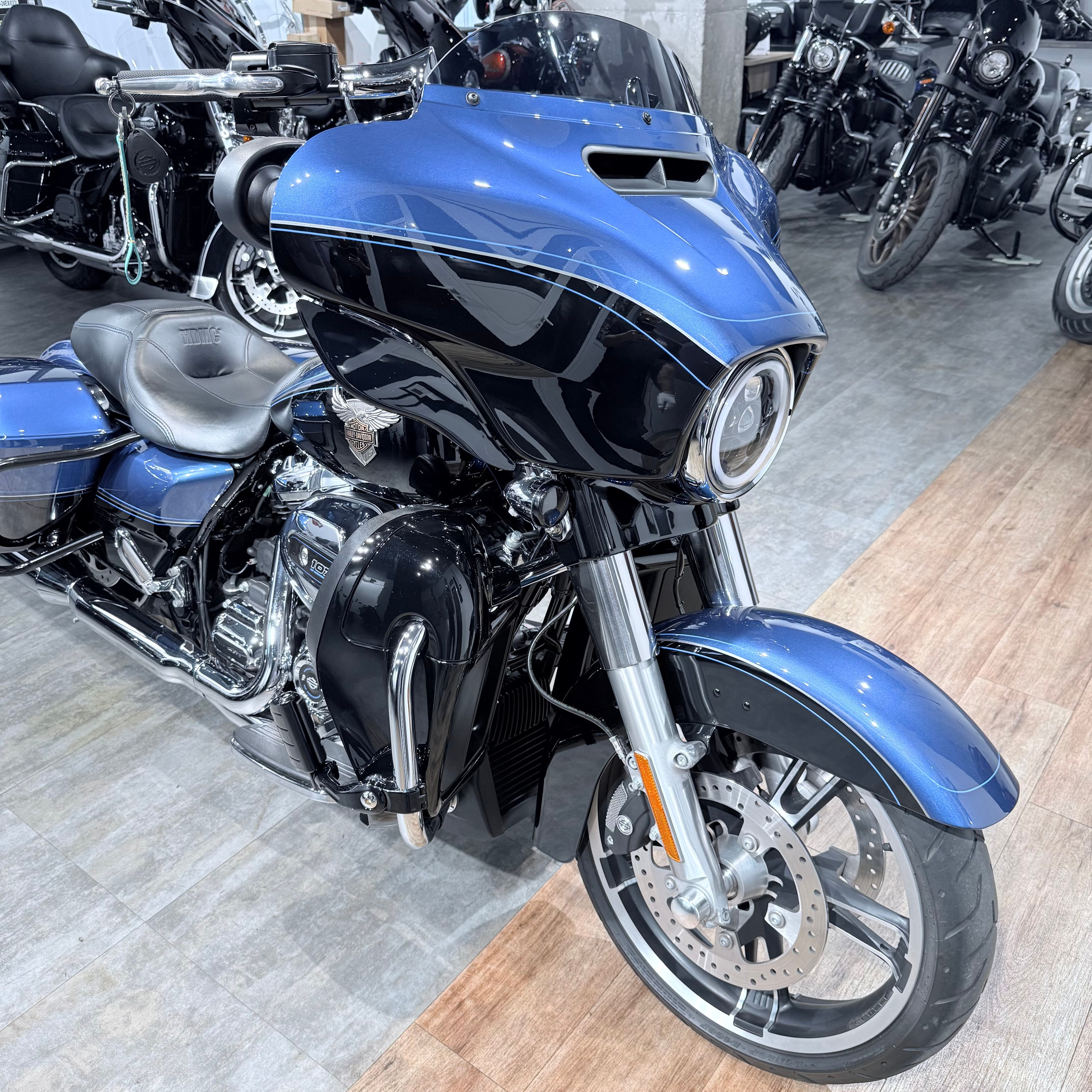 2018 Street Glide 115 Yеаrs Аnnivеrsary. Hello Davidson, Москва. Только хорошие мотоциклы…