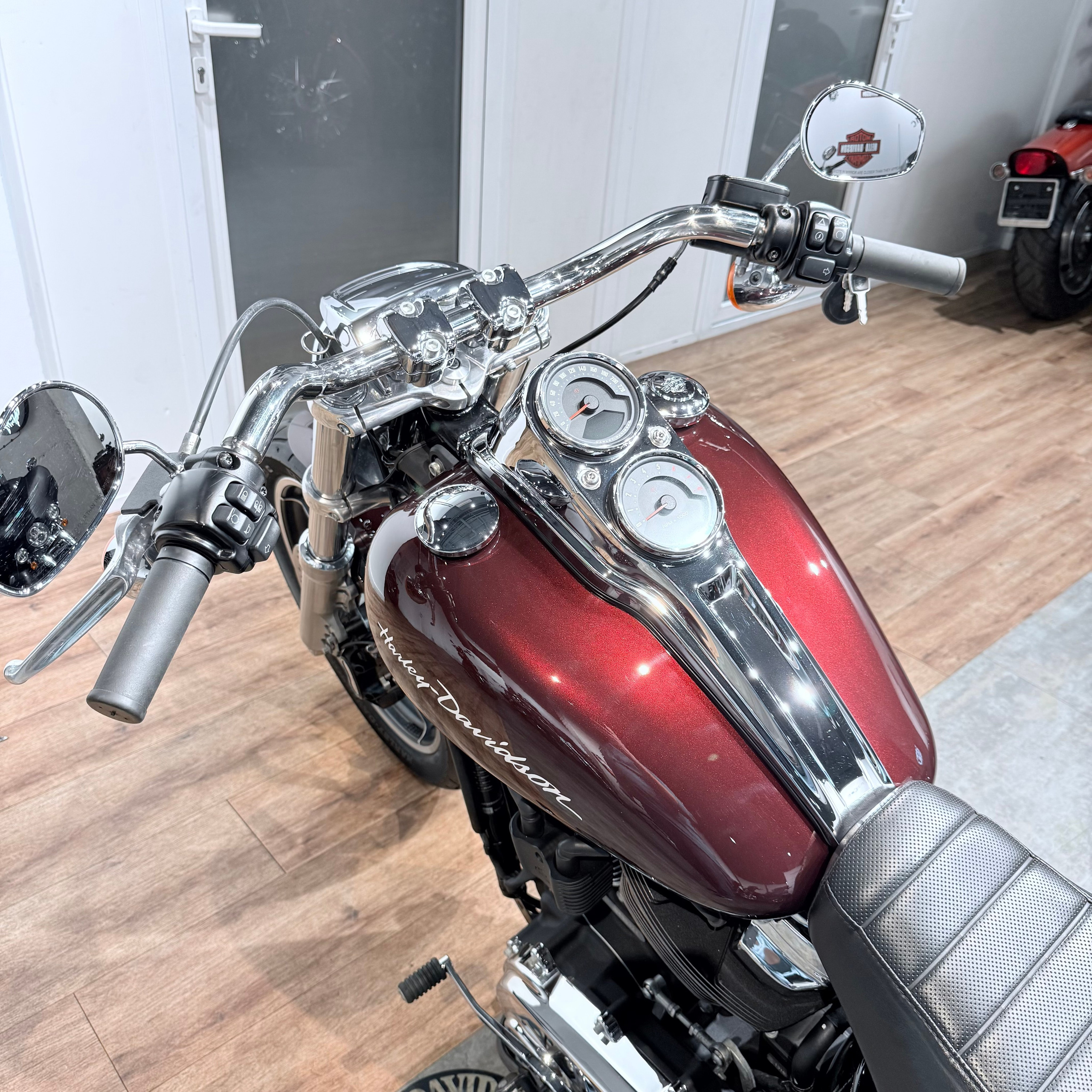 2019 Low Rider 107 Dark Chеrry Реarl. Hello Davidson, Москва. Только хорошие мотоциклы…