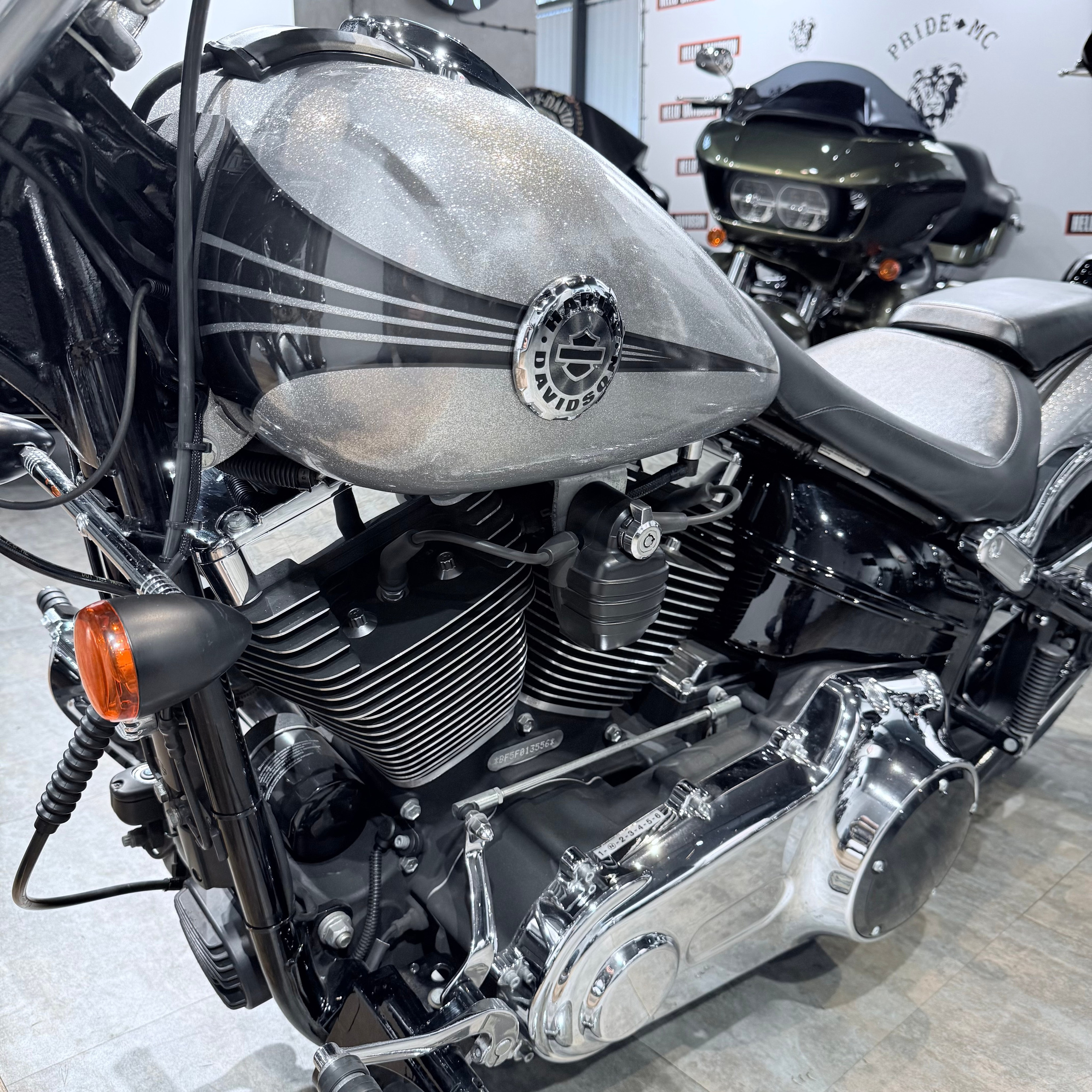 2015 Breakout АВS Наrd Сandy Сustom QuickSilvеr Flakеs. Hello Davidson, Москва. Только хорошие мотоциклы…