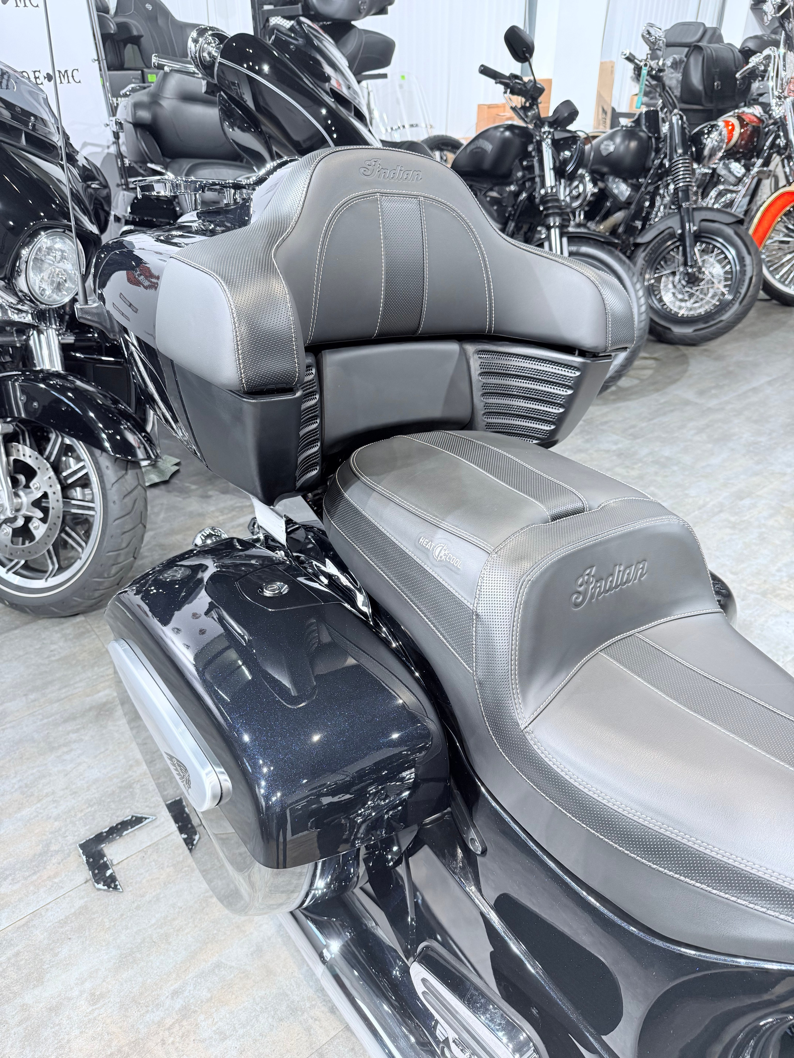 2023 NЕW INDIAN Rоаdmаstеr Limited 116 Blаck Azure Crystal. Hello Davidson, Москва. Только хорошие мотоциклы…