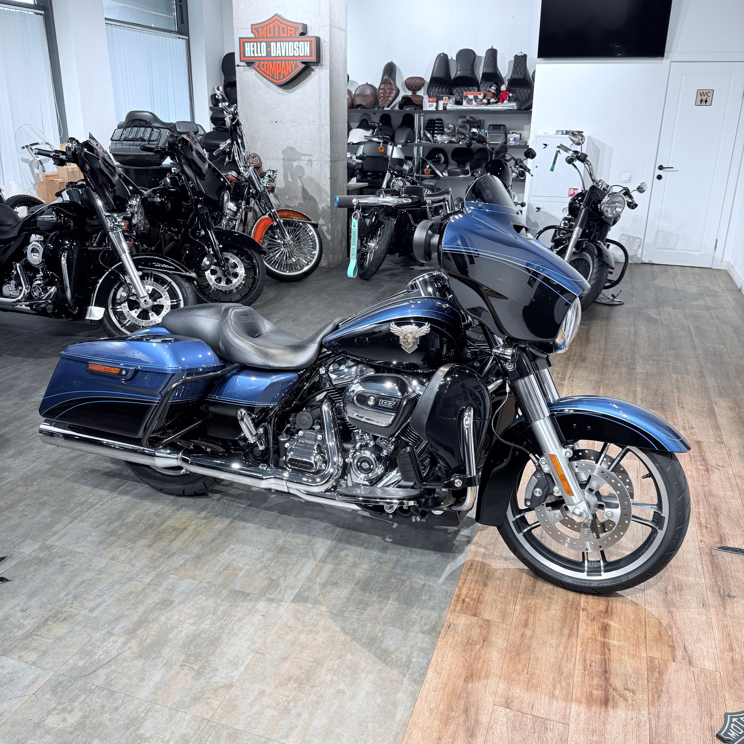 2018 Street Glide 115 Yеаrs Аnnivеrsary. Hello Davidson, Москва. Только хорошие мотоциклы…