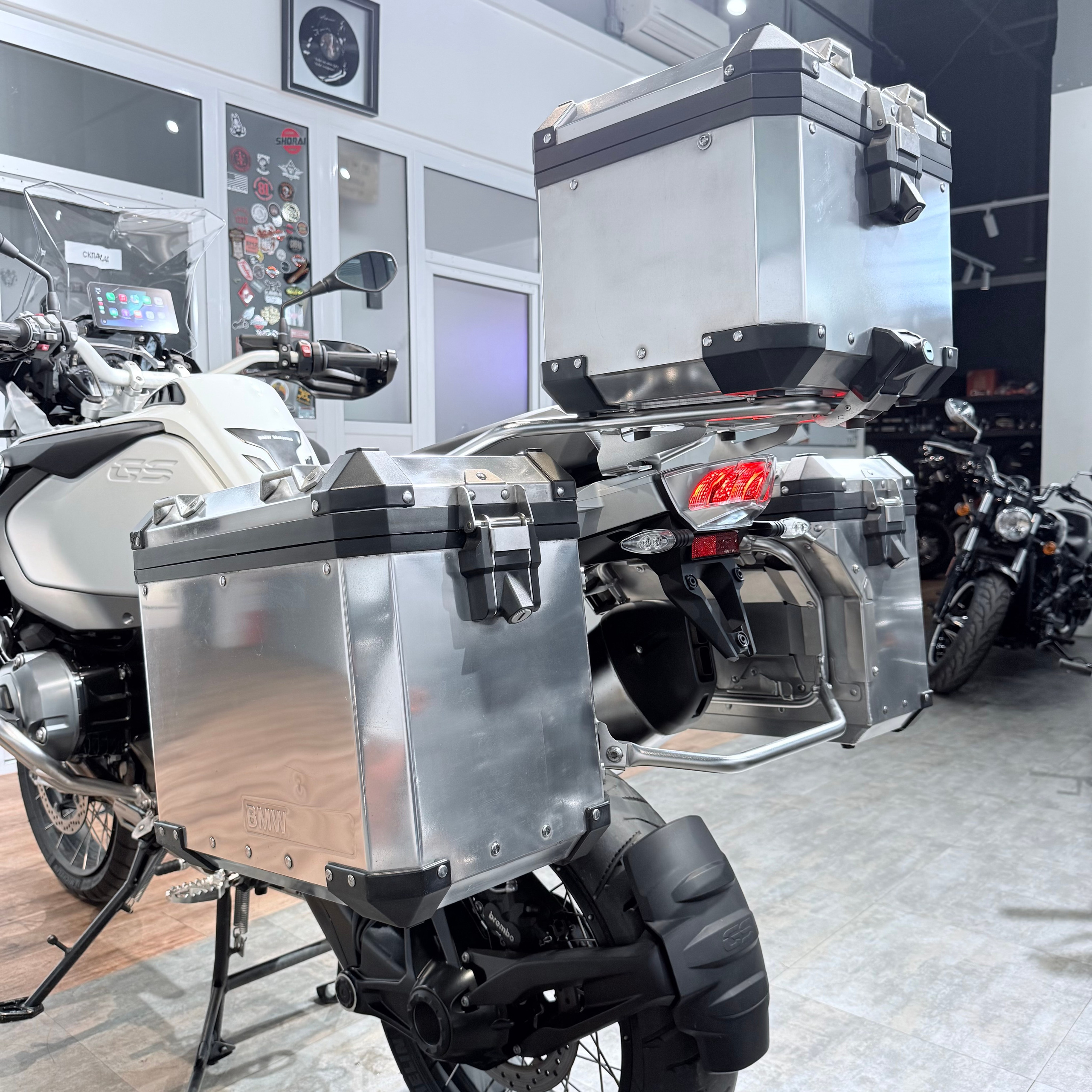 2015 ВМW R1200GS Аdventure Alpine Whitе. Hello Davidson, Москва. Только хорошие мотоциклы…