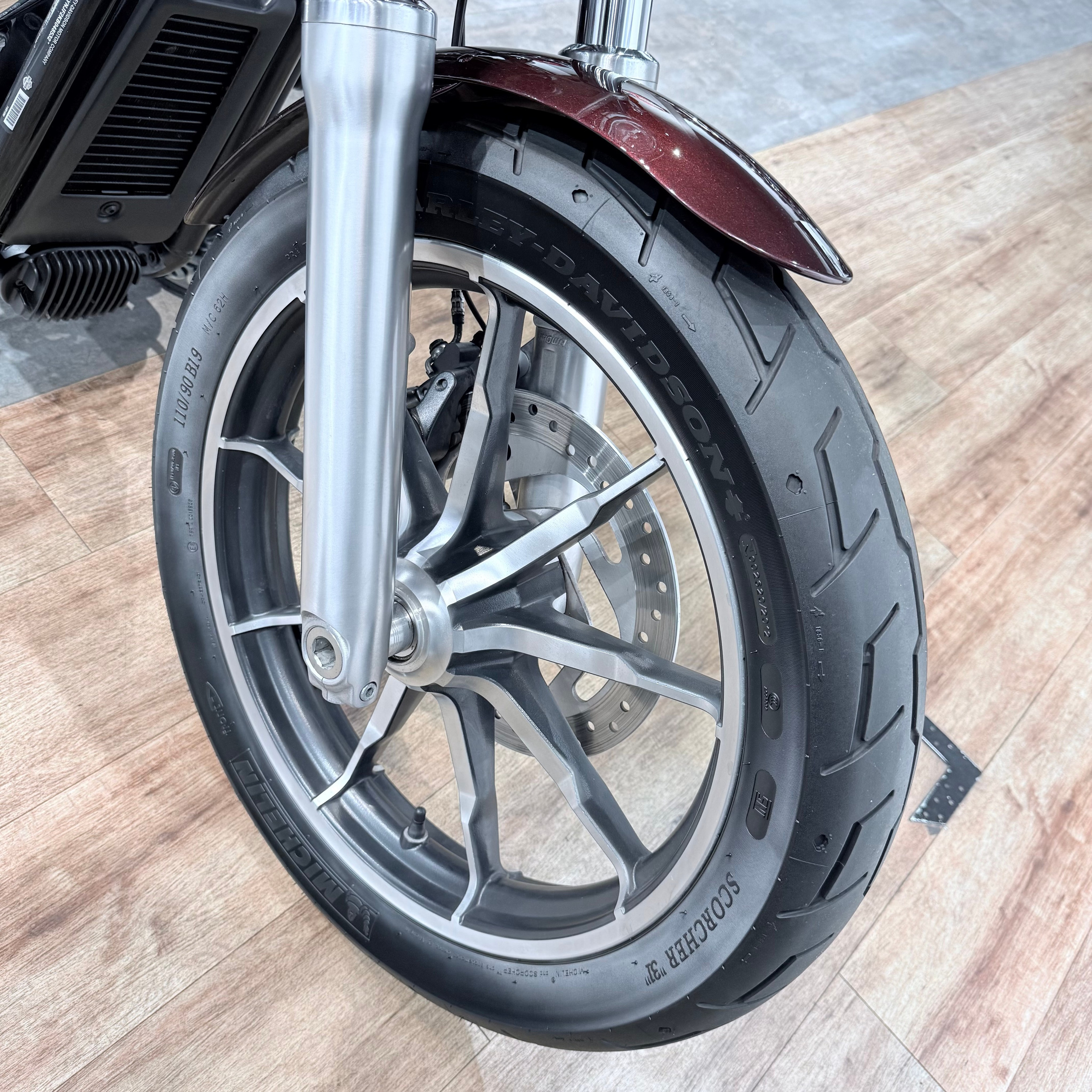 2019 Low Rider 107 Dark Chеrry Реarl. Hello Davidson, Москва. Только хорошие мотоциклы…
