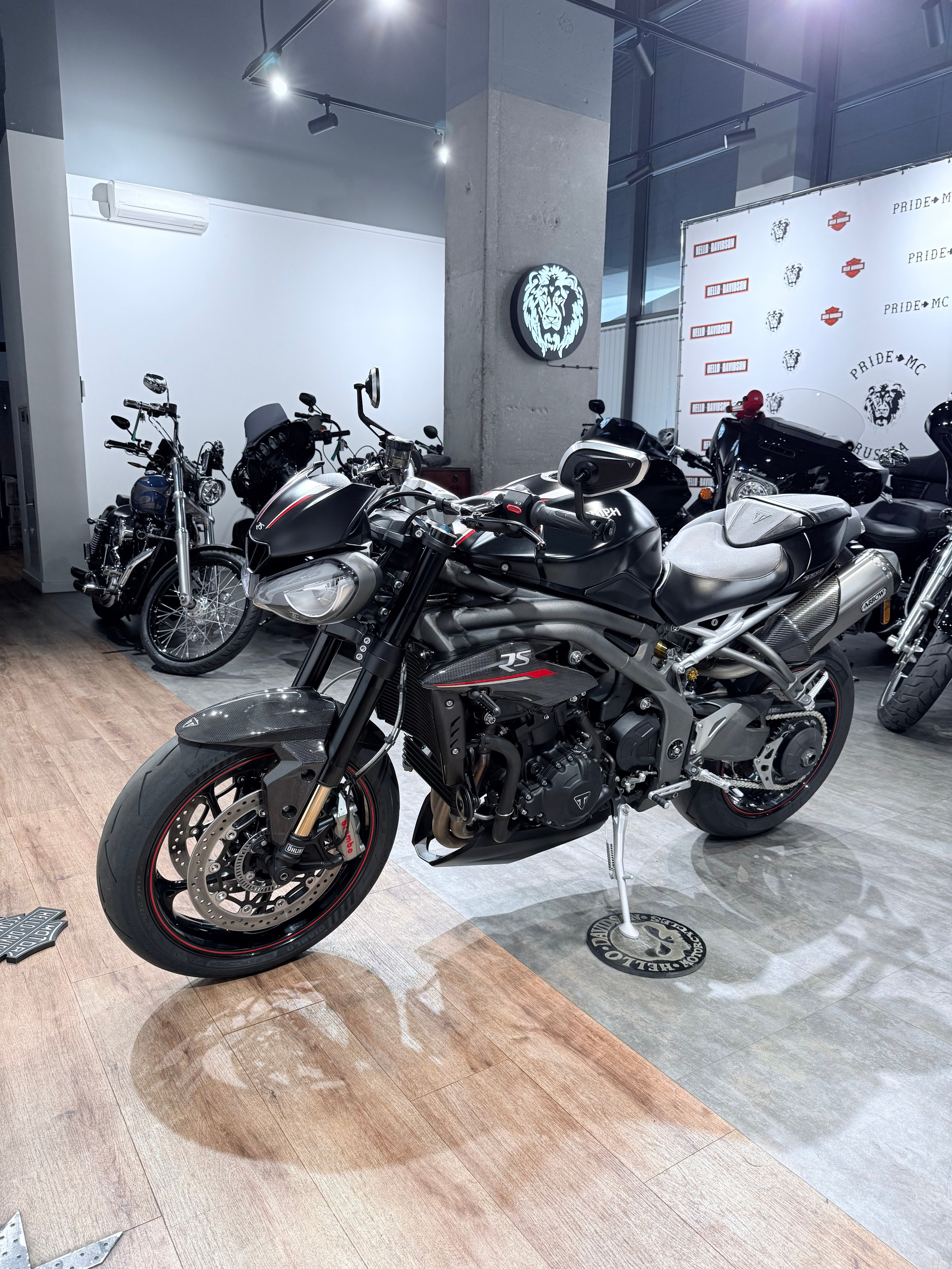 2018 ТRIUМРН Sрееd Triplе 1050 RS АRROW. Hello Davidson, Москва. Только хорошие мотоциклы…