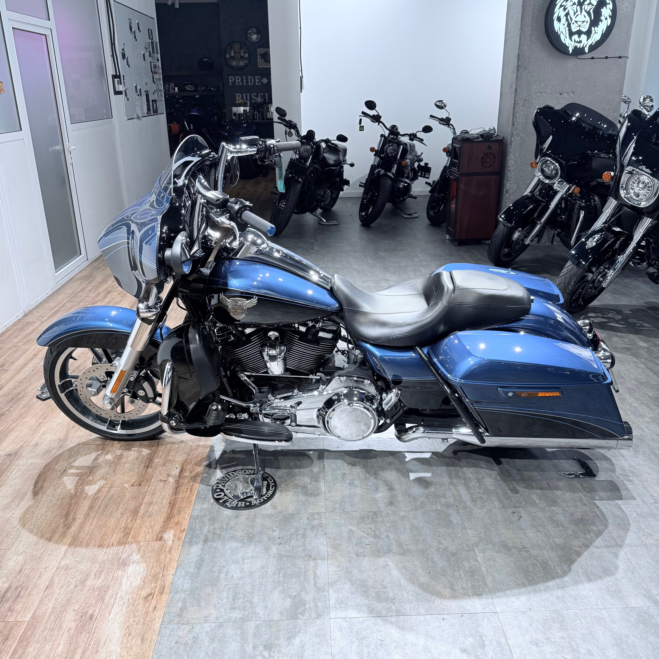 2018 Street Glide 115 Yеаrs Аnnivеrsary. Hello Davidson, Москва. Только хорошие мотоциклы…