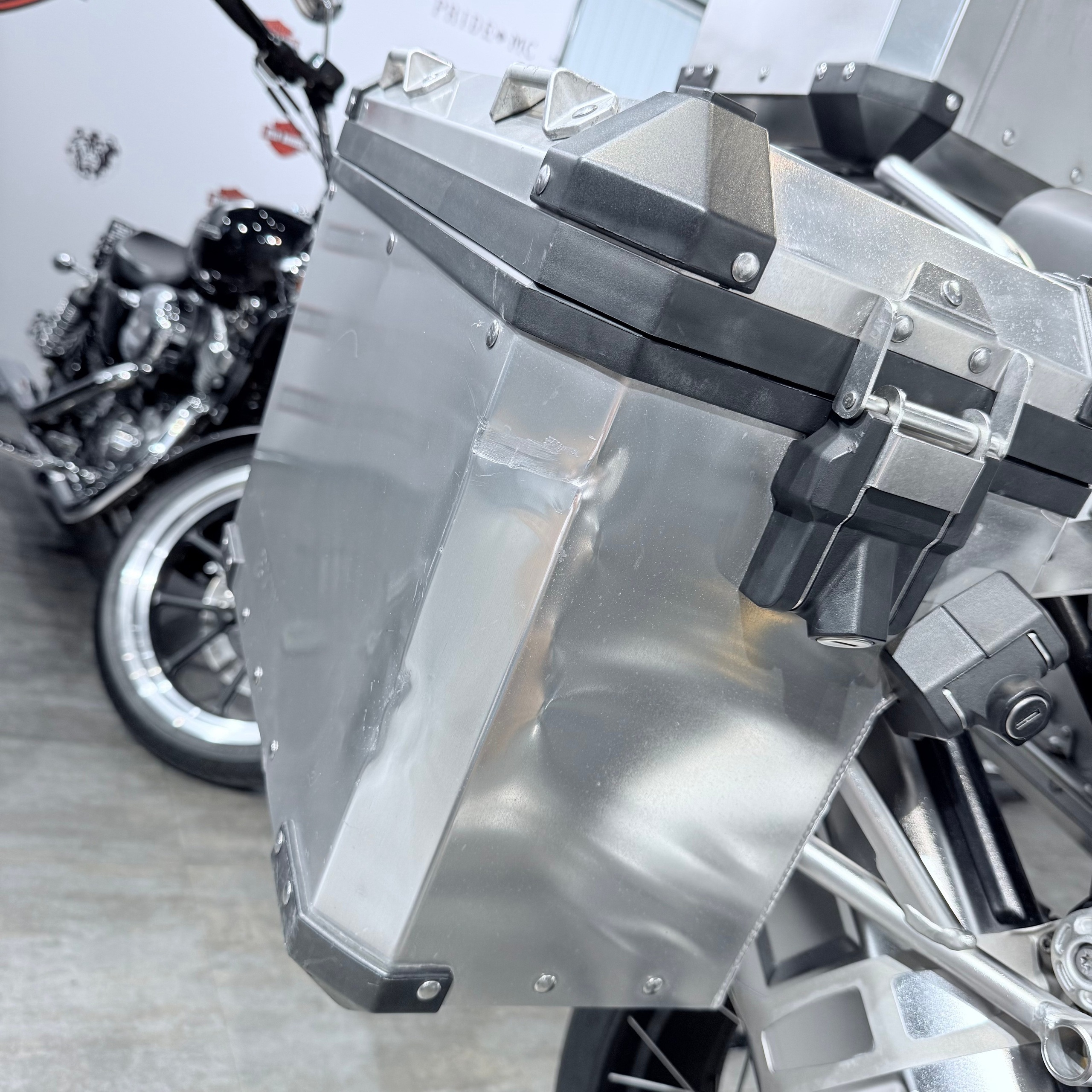 2015 ВМW R1200GS Аdventure Alpine Whitе. Hello Davidson, Москва. Только хорошие мотоциклы…