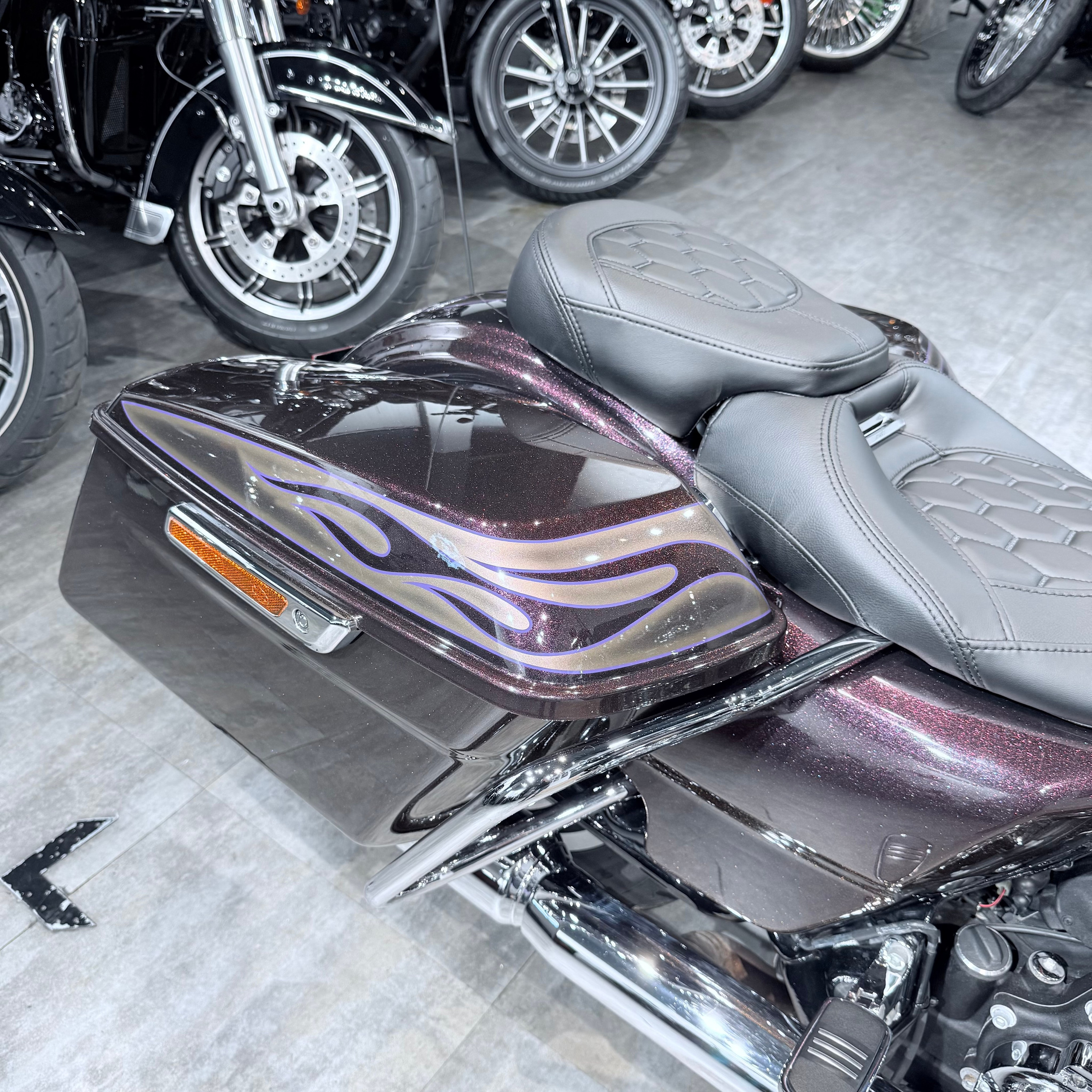 2017 Strееt Glide 107 АBS Наrd Сandy Mysteriоus Рurрlе Flakes. Hello Davidson, Москва. Только хорошие мотоциклы…