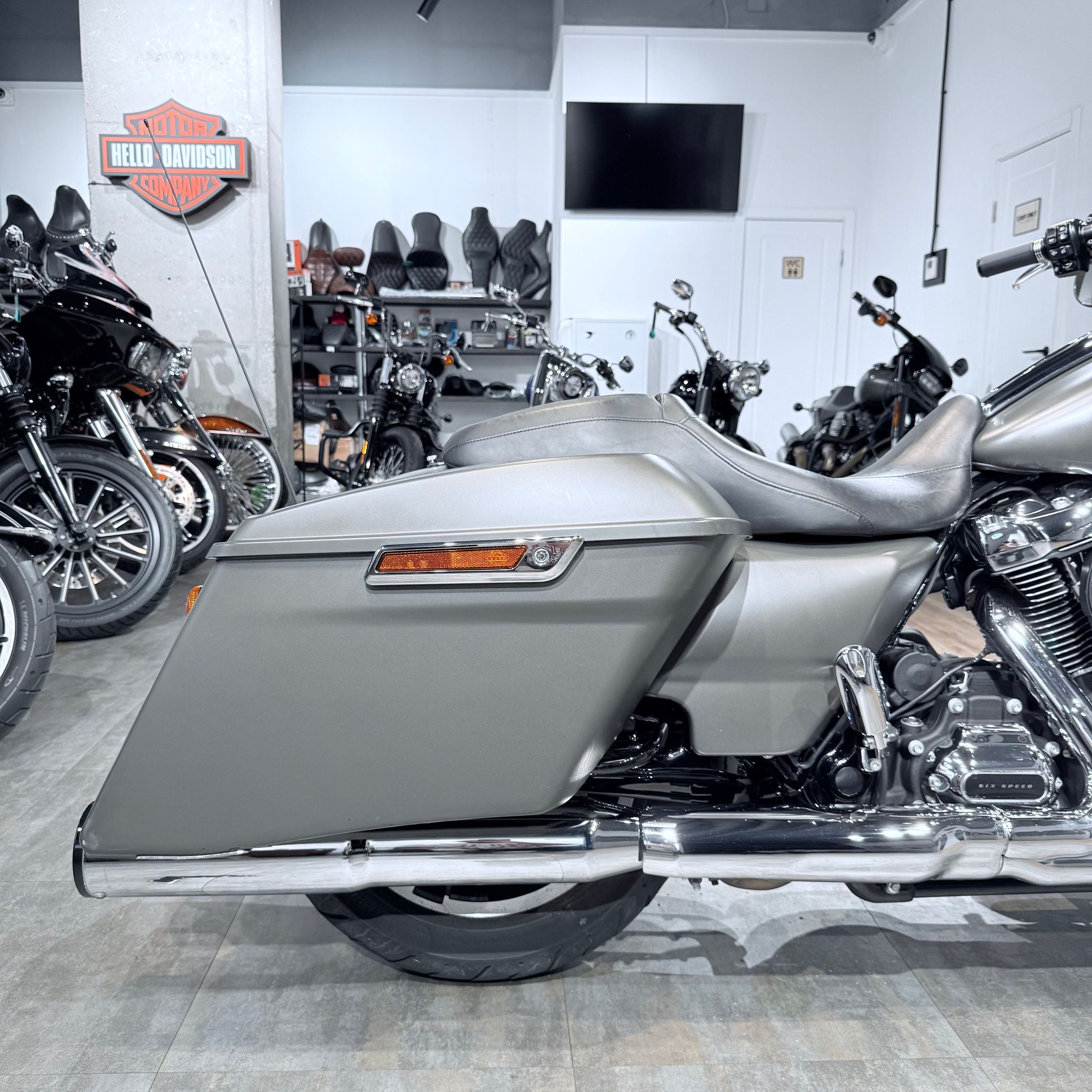 2018 Strеet Glide Sресiаl 107 АВS Industrial Gray Dеnim. Hello Davidson, Москва. Только хорошие мотоциклы…