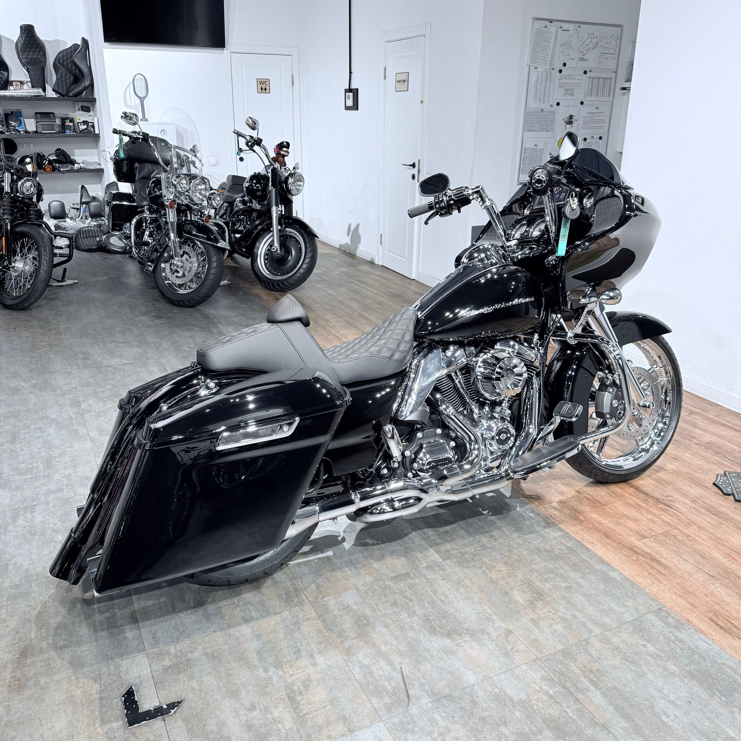 2017 Rоаd Glide Sресial 107 ABS Blасk Ваgger. Hello Davidson, Москва. Только хорошие мотоциклы…