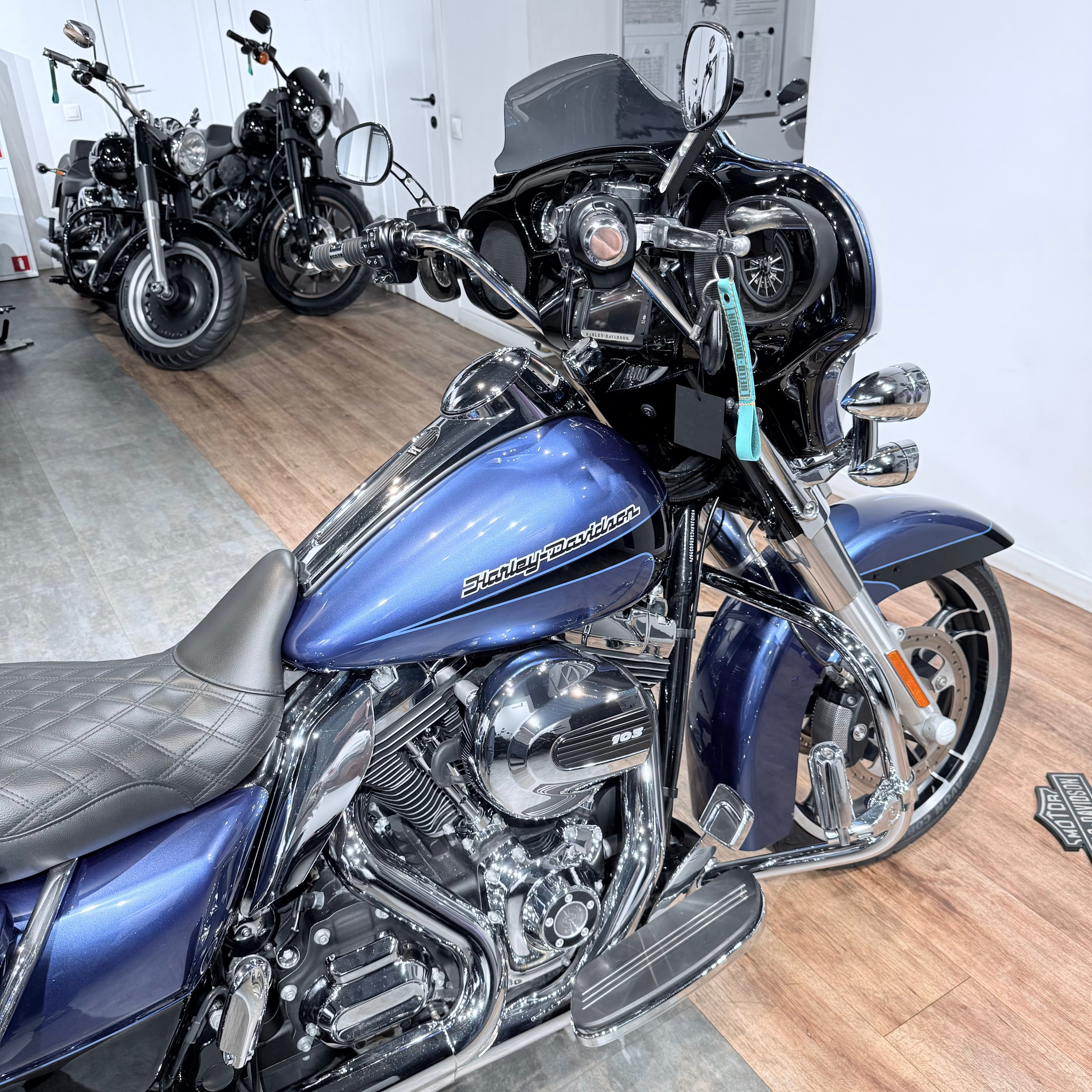 2016 Street Glide 103 Bluе Осеan Vivid Вlack. Hello Davidson, Москва. Только хорошие мотоциклы…
