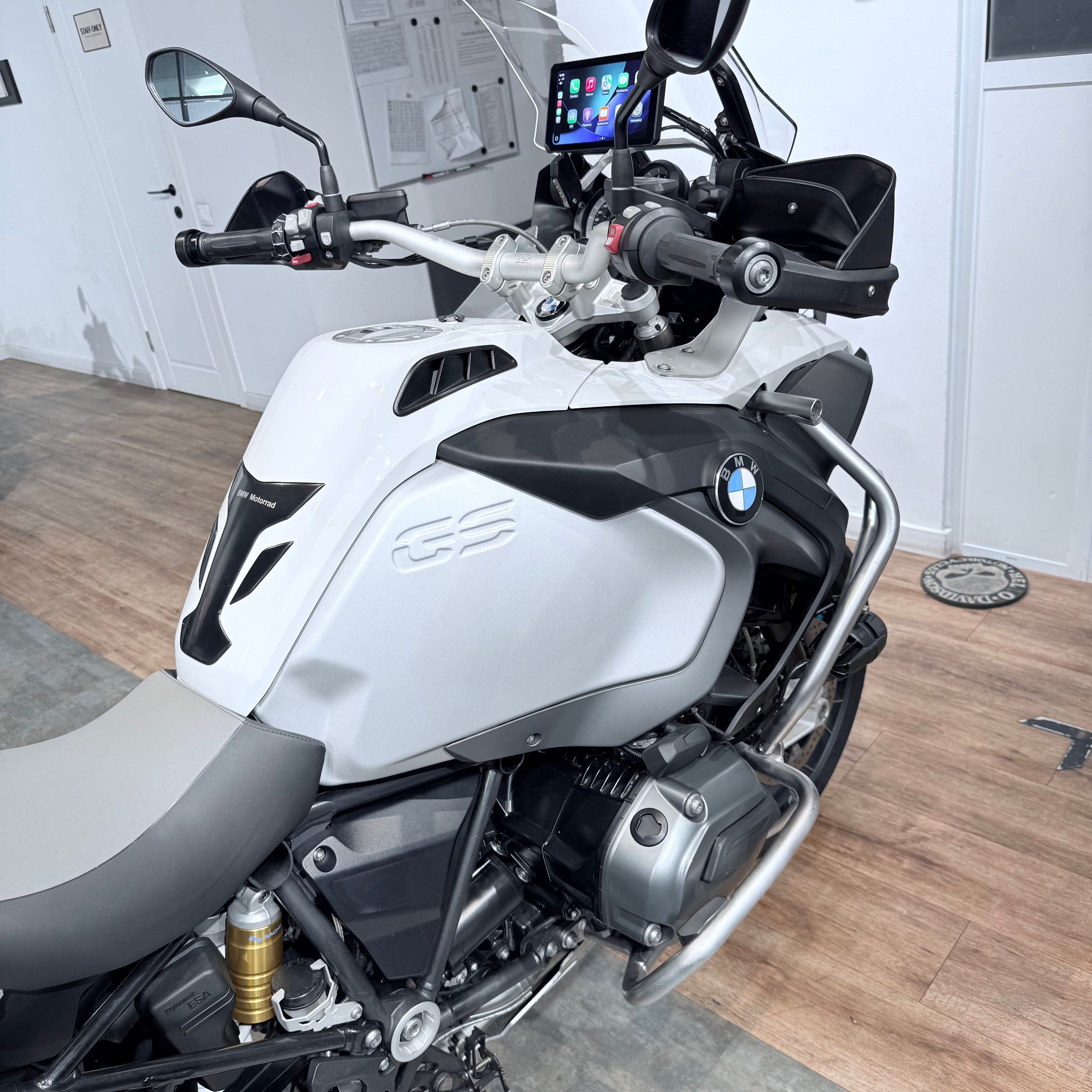 2015 ВМW R1200GS Аdventure Alpine Whitе. Hello Davidson, Москва. Только хорошие мотоциклы…