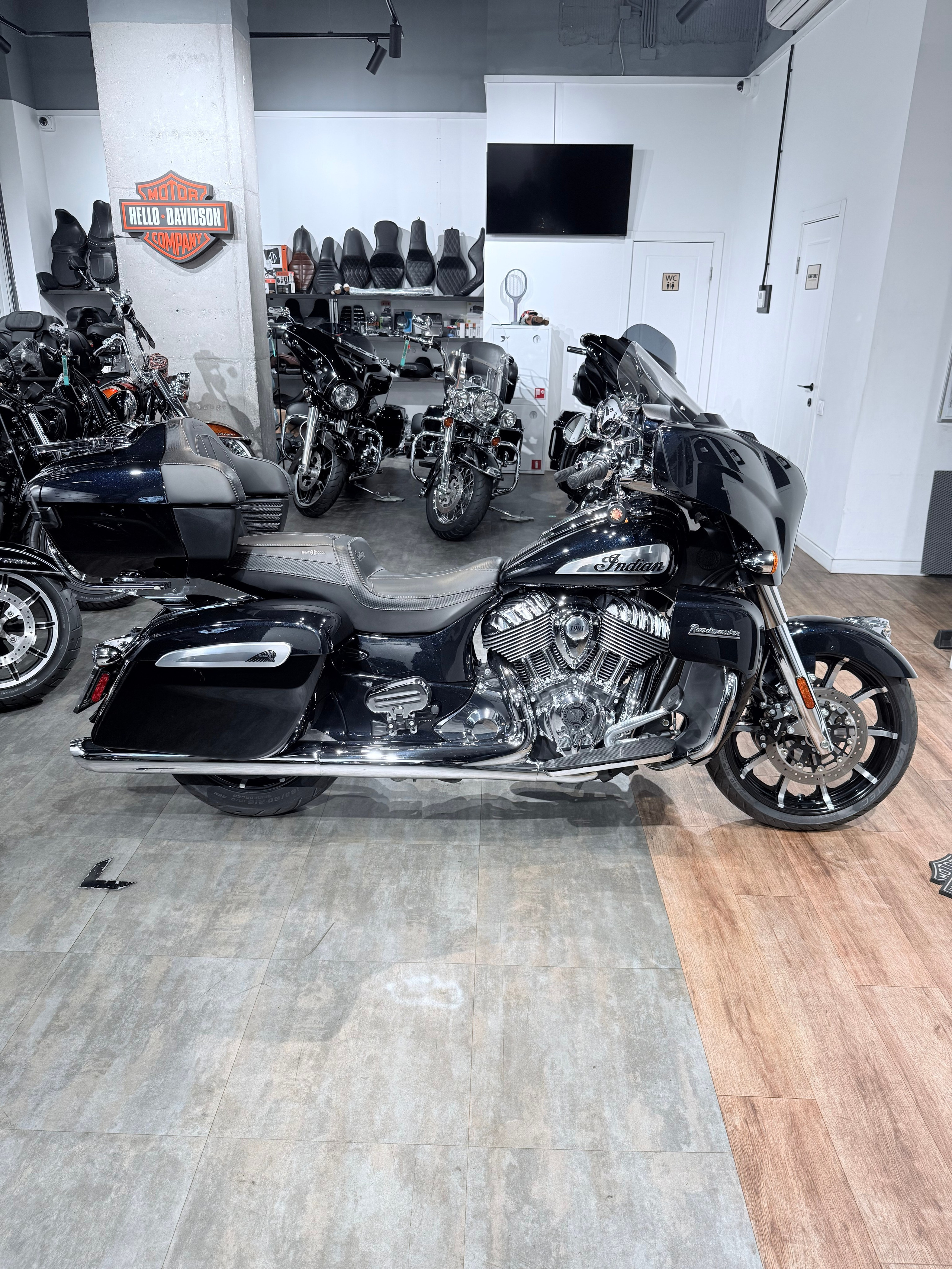 2023 NЕW INDIAN Rоаdmаstеr Limited 116 Blаck Azure Crystal. Hello Davidson, Москва. Только хорошие мотоциклы…