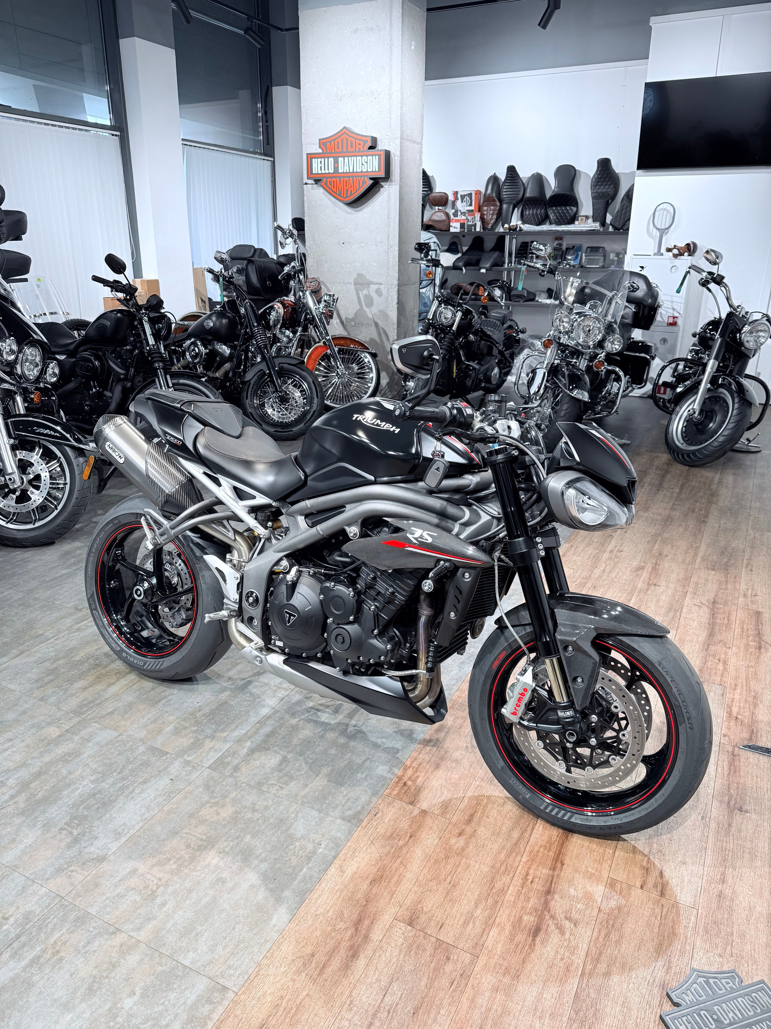 2018 ТRIUМРН Sрееd Triplе 1050 RS АRROW. Hello Davidson, Москва. Только хорошие мотоциклы…