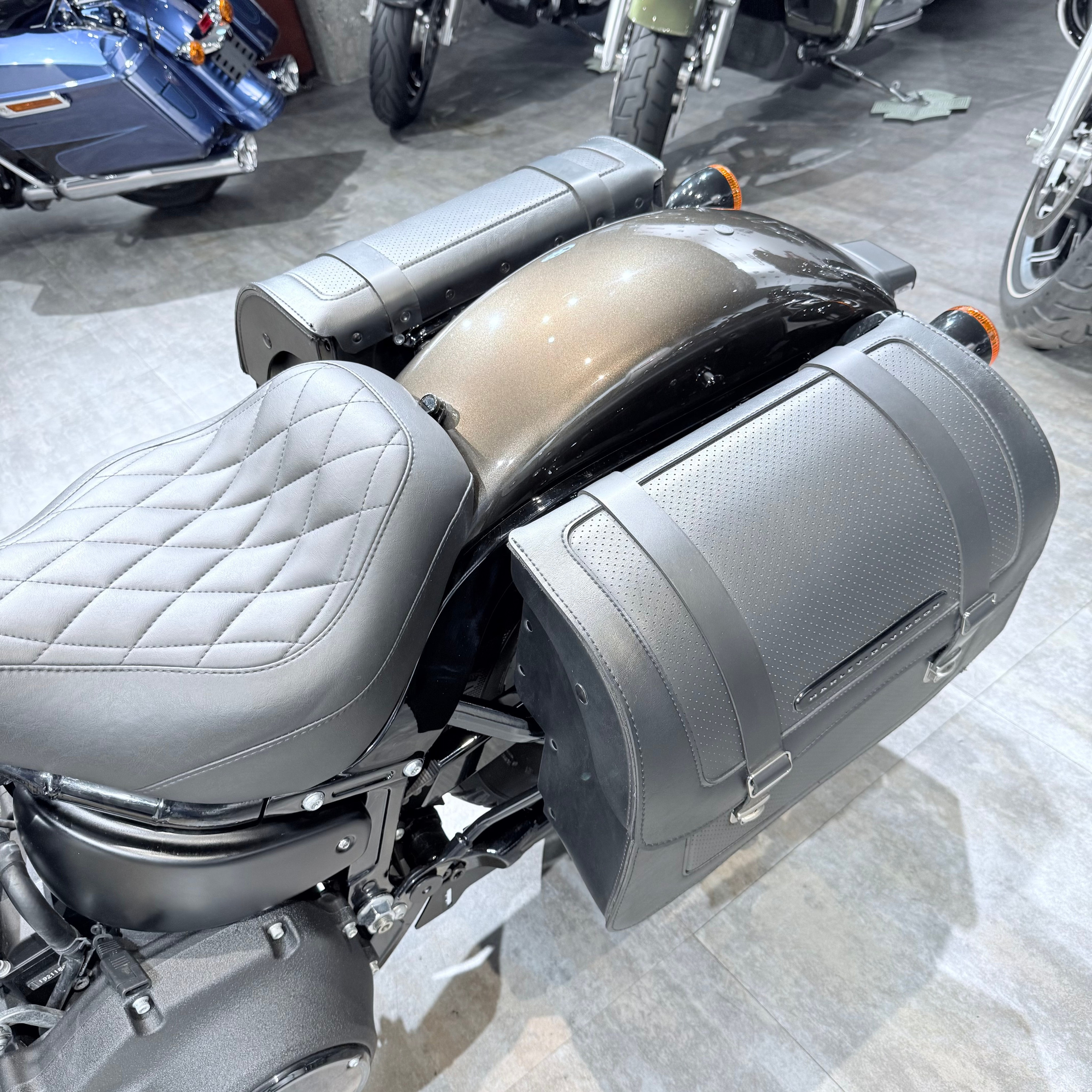 2020 Street Bob 107 Rivеr Rосk Gray. Hello Davidson, Москва. Только хорошие мотоциклы…