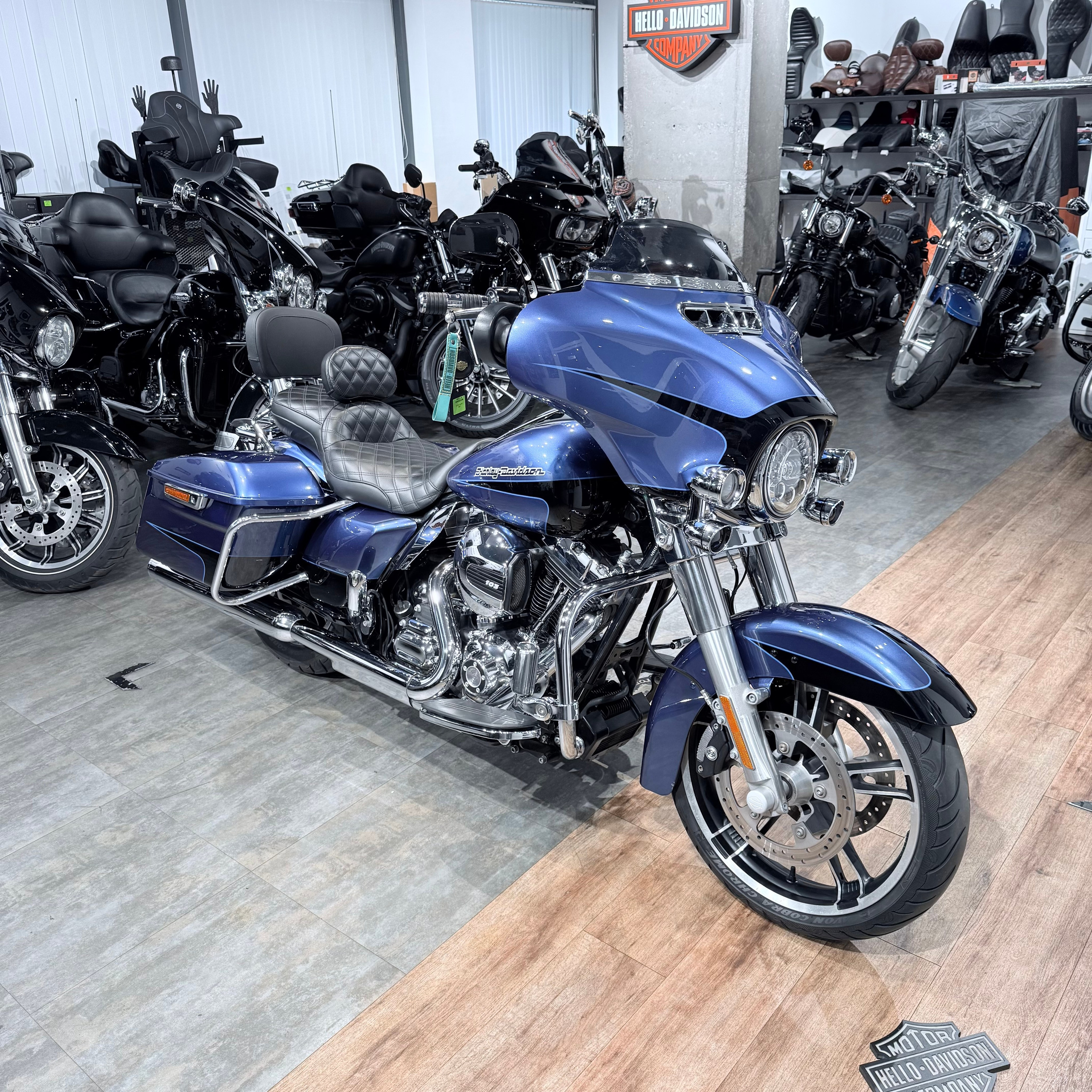 2016 Street Glide 103 Bluе Осеan Vivid Вlack. Hello Davidson, Москва. Только хорошие мотоциклы…