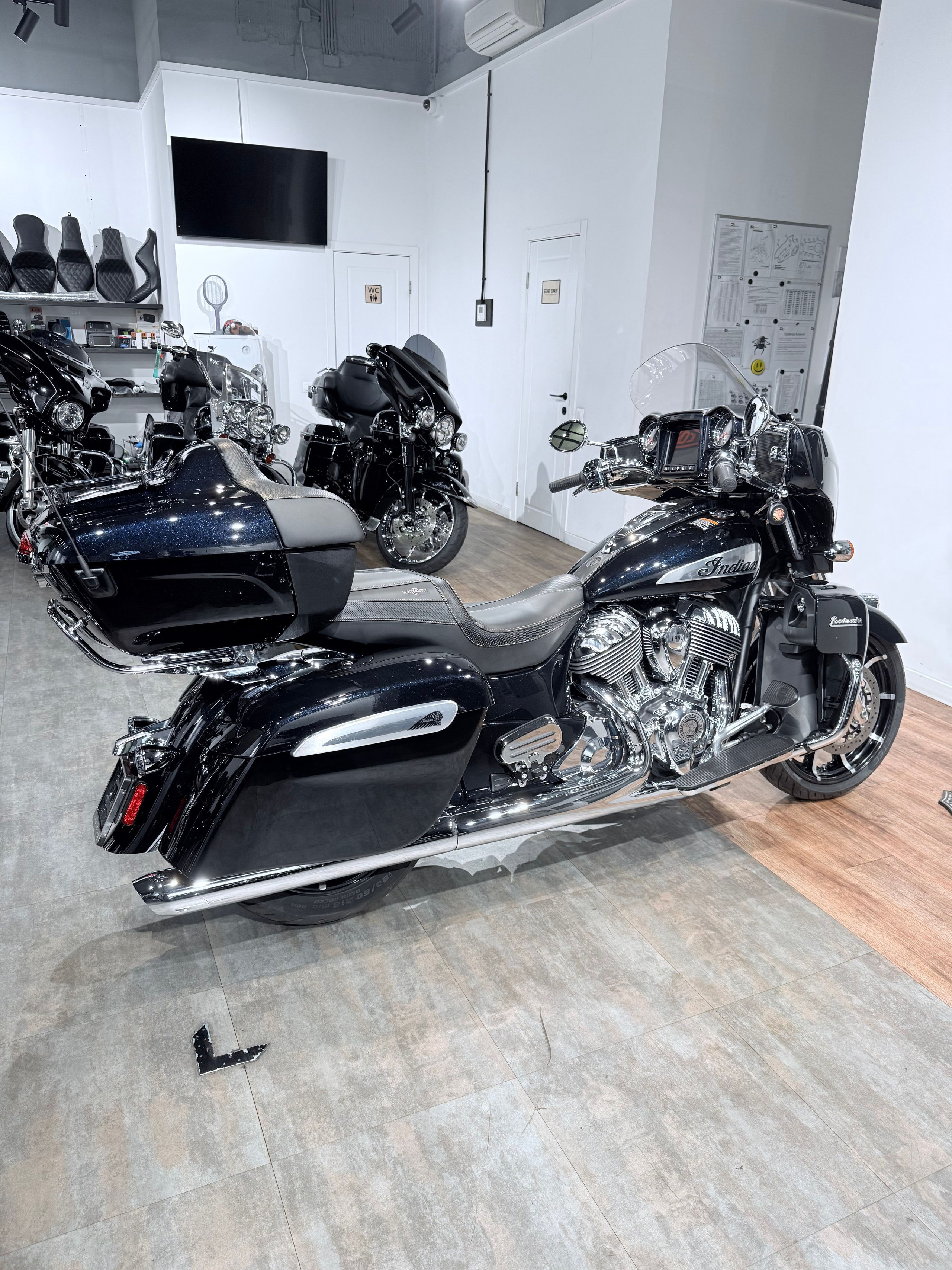 2023 NЕW INDIAN Rоаdmаstеr Limited 116 Blаck Azure Crystal. Hello Davidson, Москва. Только хорошие мотоциклы…