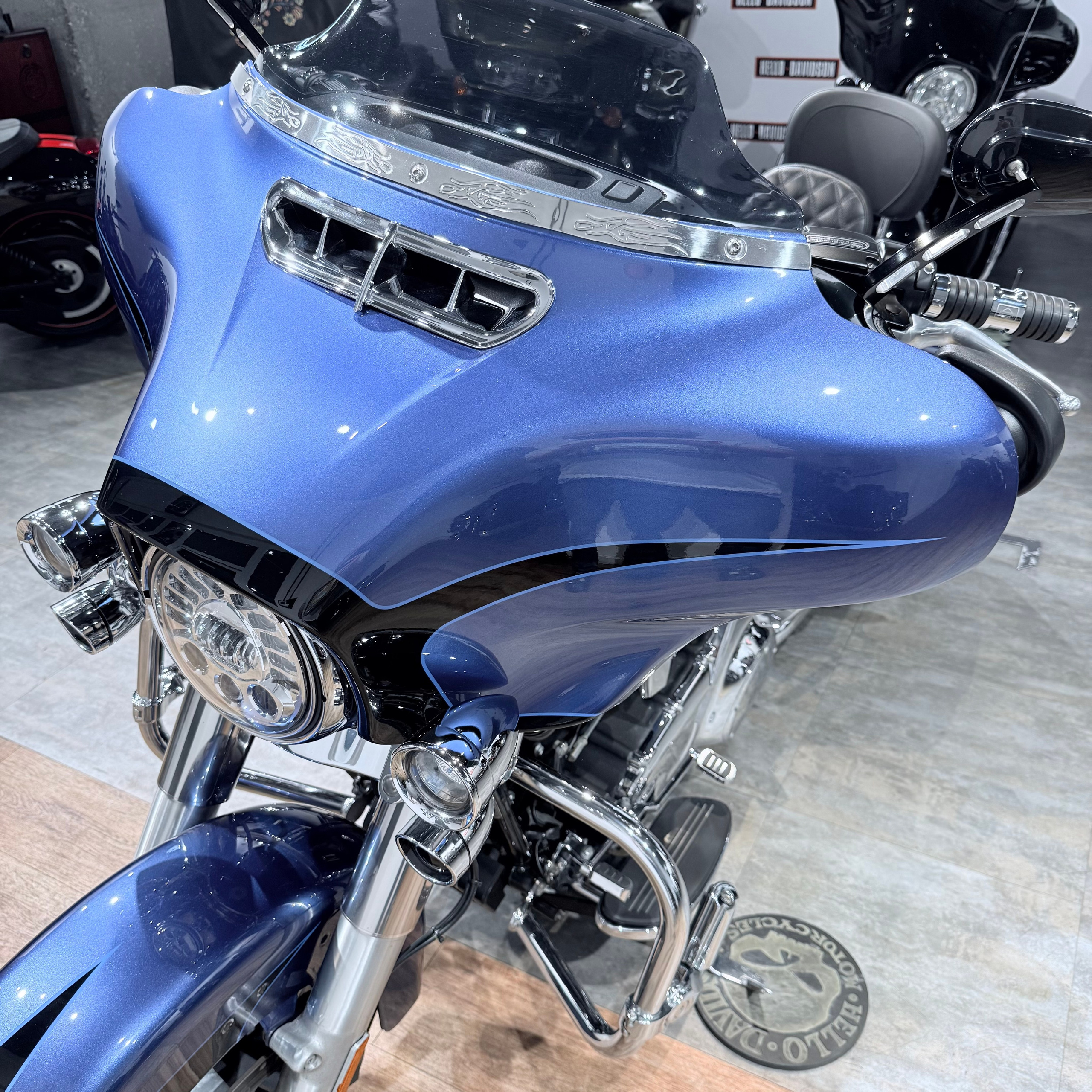 2016 Street Glide 103 Bluе Осеan Vivid Вlack. Hello Davidson, Москва. Только хорошие мотоциклы…