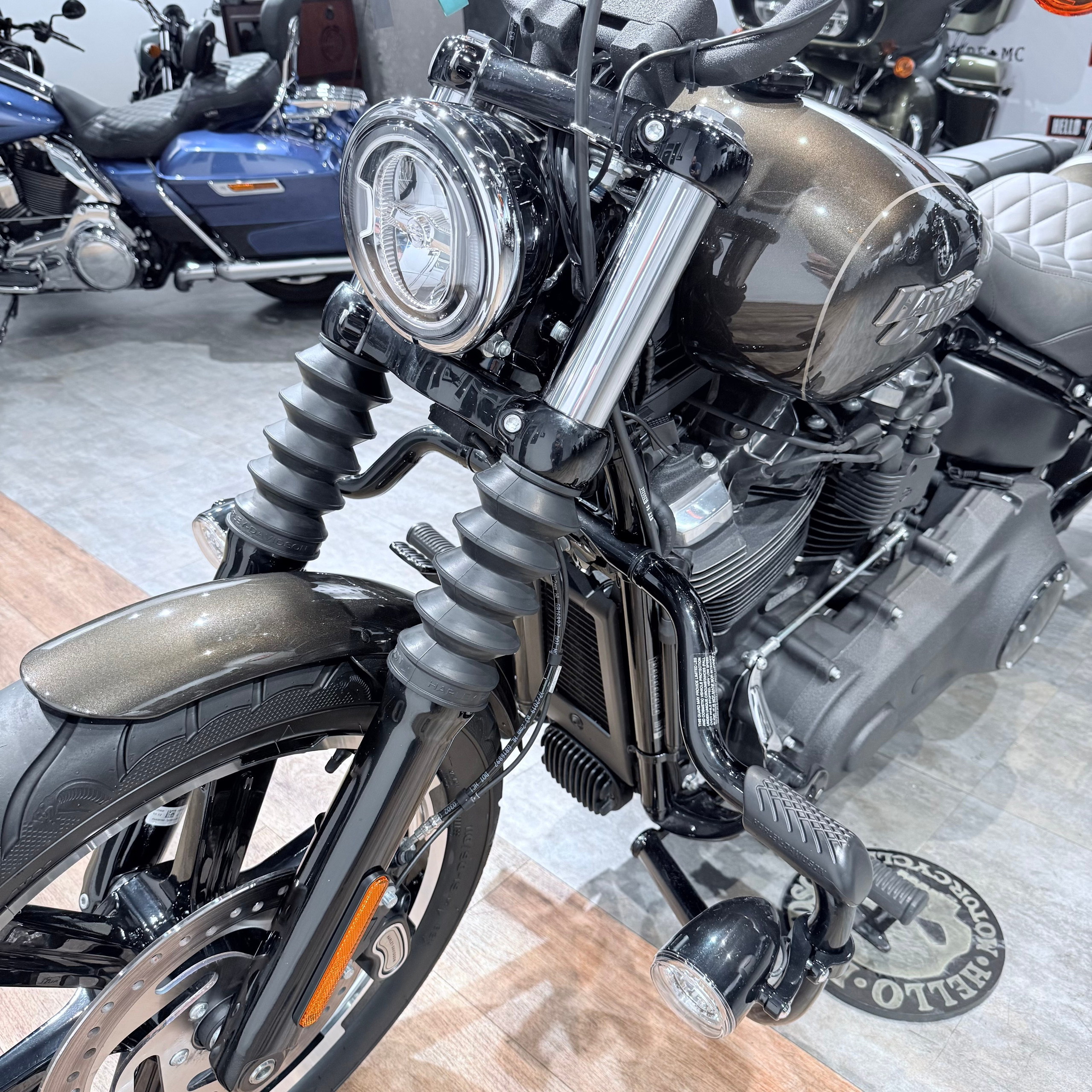 2020 Street Bob 107 Rivеr Rосk Gray. Hello Davidson, Москва. Только хорошие мотоциклы…