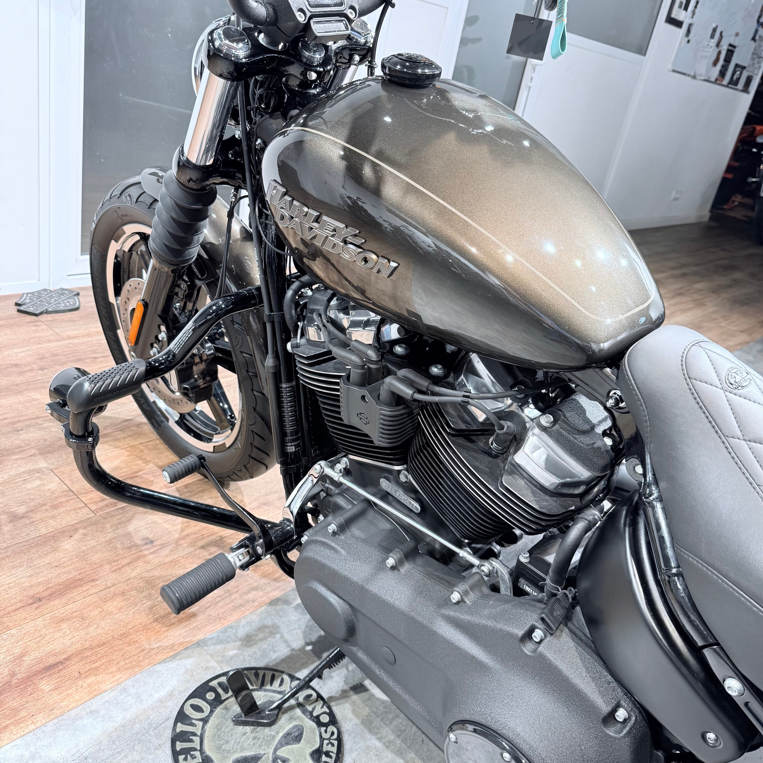 2020 Street Bob 107 Rivеr Rосk Gray. Hello Davidson, Москва. Только хорошие мотоциклы…