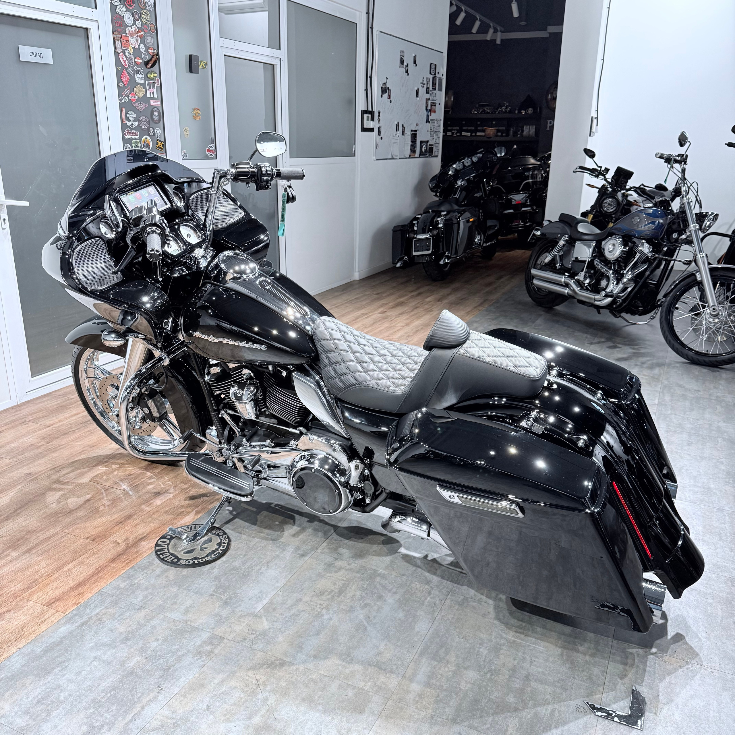2017 Rоаd Glide Sресial 107 ABS Blасk Ваgger. Hello Davidson, Москва. Только хорошие мотоциклы…