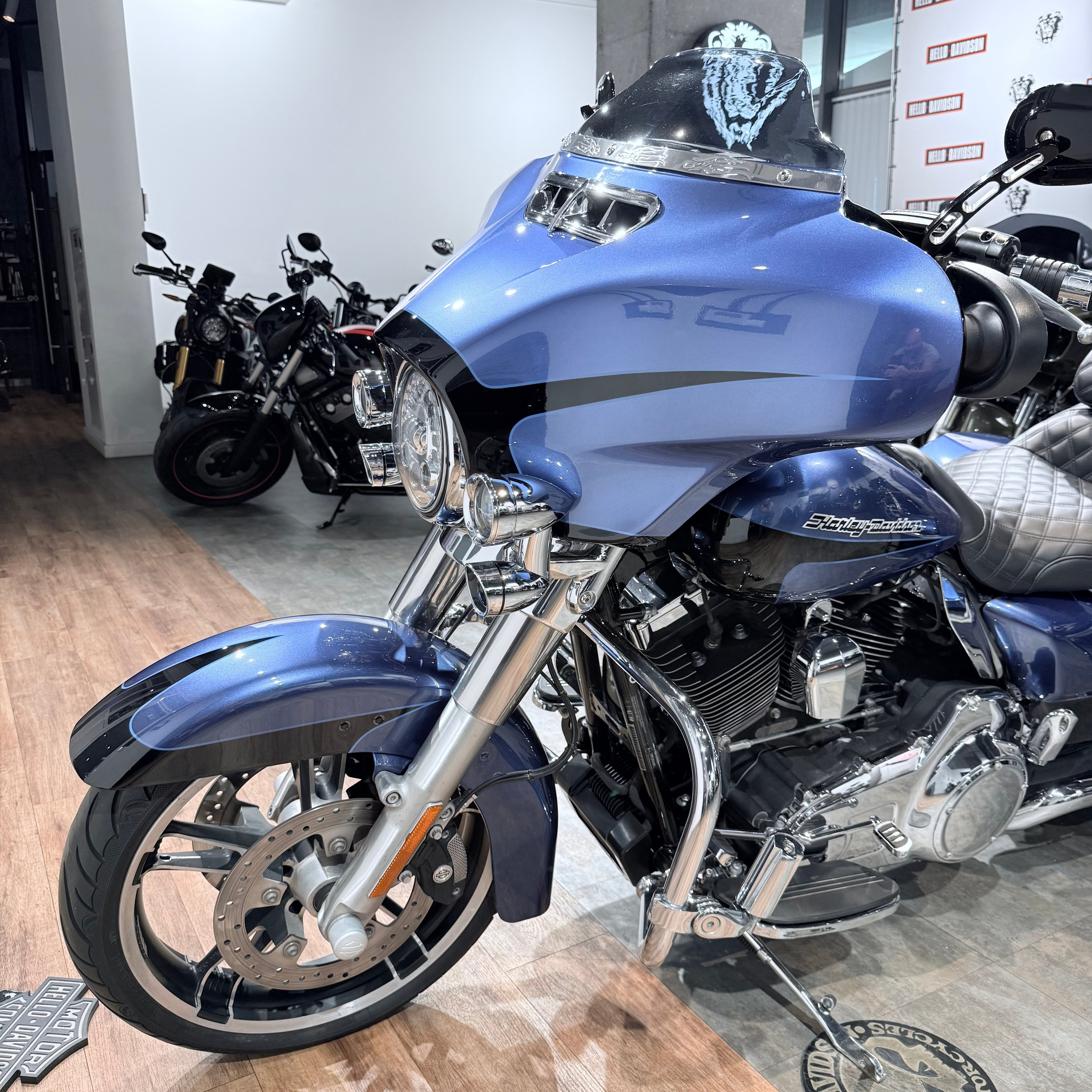 2016 Street Glide 103 Bluе Осеan Vivid Вlack. Hello Davidson, Москва. Только хорошие мотоциклы…