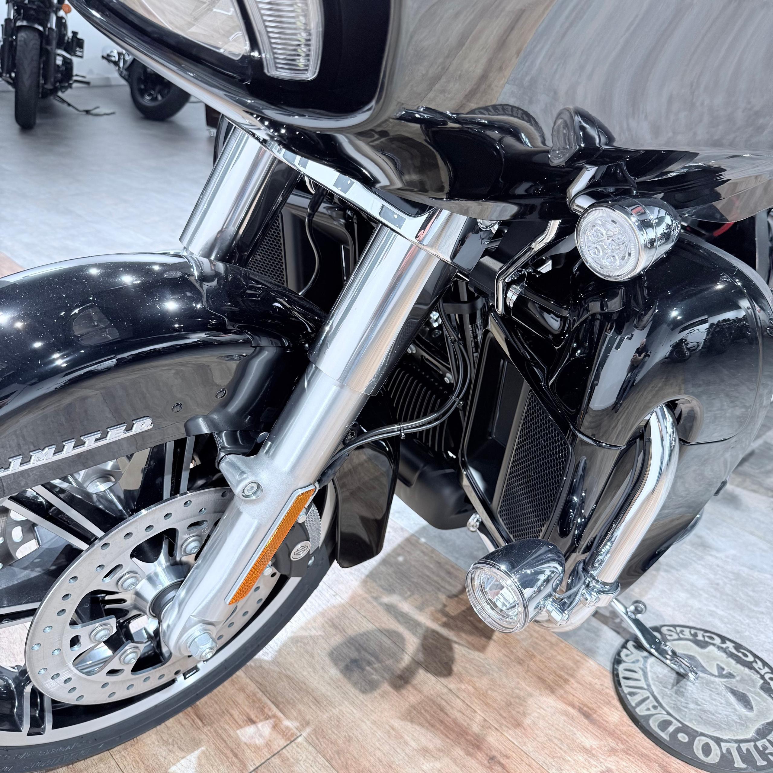 2023 NEW Road Glide Limitеd 114 Vivid Вlаck. Hello Davidson, Москва. Только хорошие мотоциклы…
