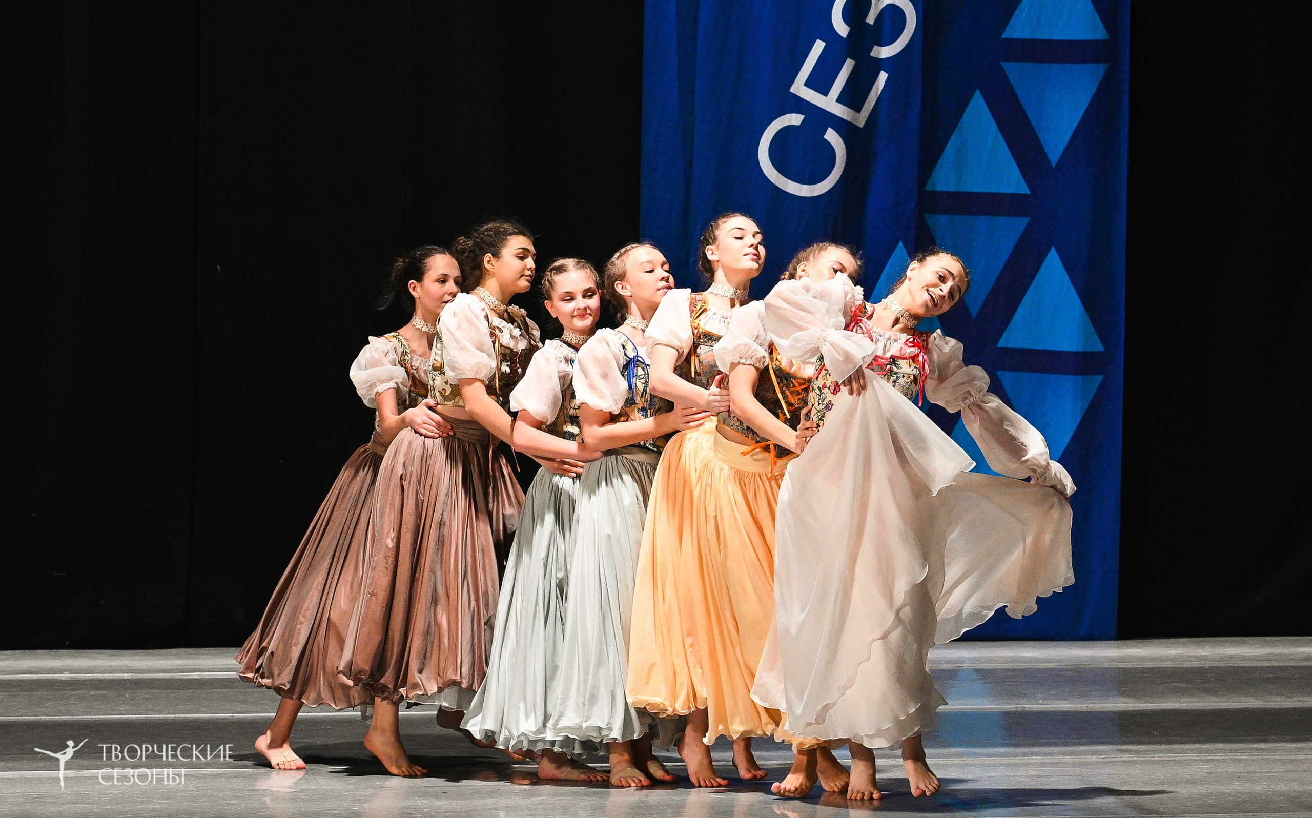 22.11.2025 IV Всероссийский хореографический фестиваль «Россия танцует на Волге». Медиастудия Фото Концепт