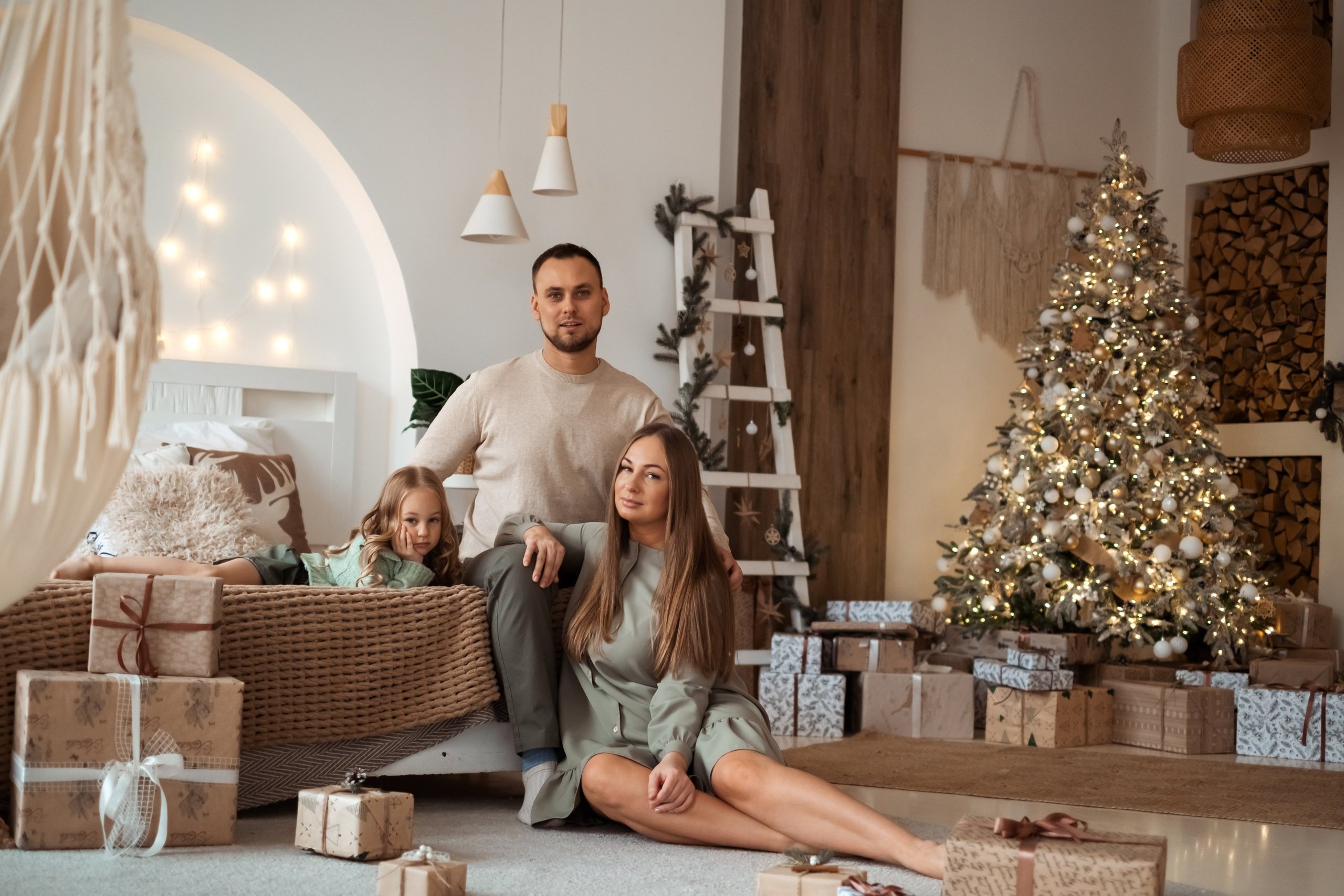 Семейная новогодняя фотосессия. Семейный и детский фотограф в Мелитополе /Наталья Зацеркляная