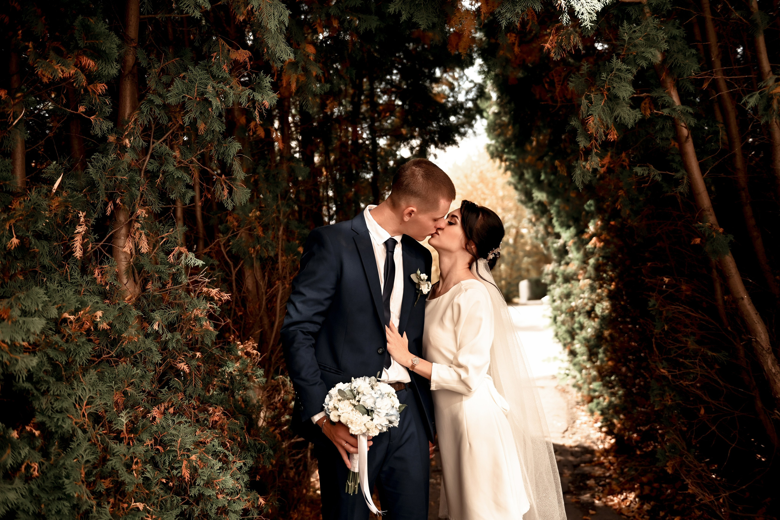 Небольшая часть фото со свадебной съемки Алексея и Даши. Свадебный, семейный, детский, контент фотограф в Омске Максим Ильин