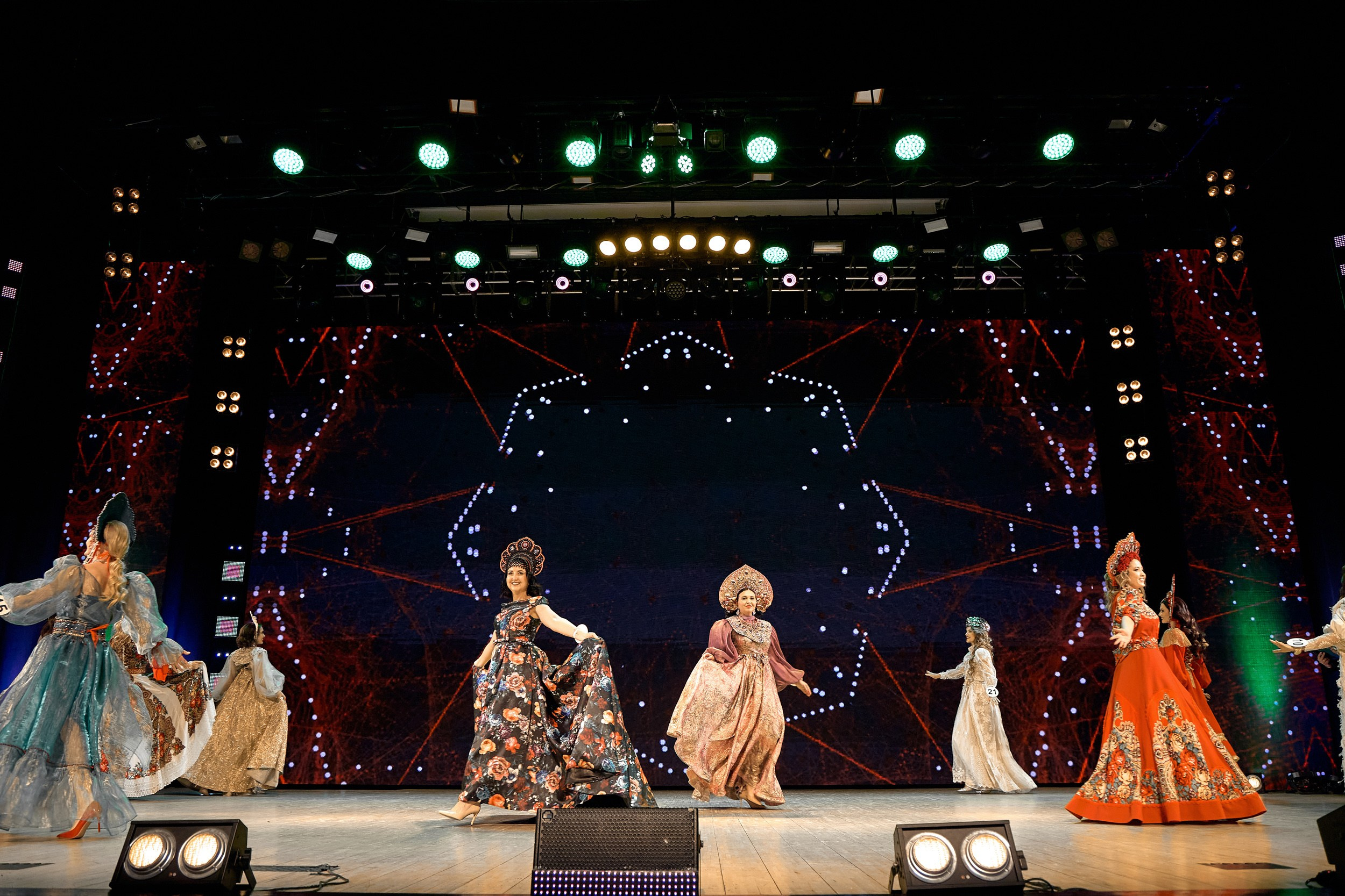 Мисс Алтай 2025. Свадебный репортажный и фуд фотограф в Барнауле Гайфулин Виталий