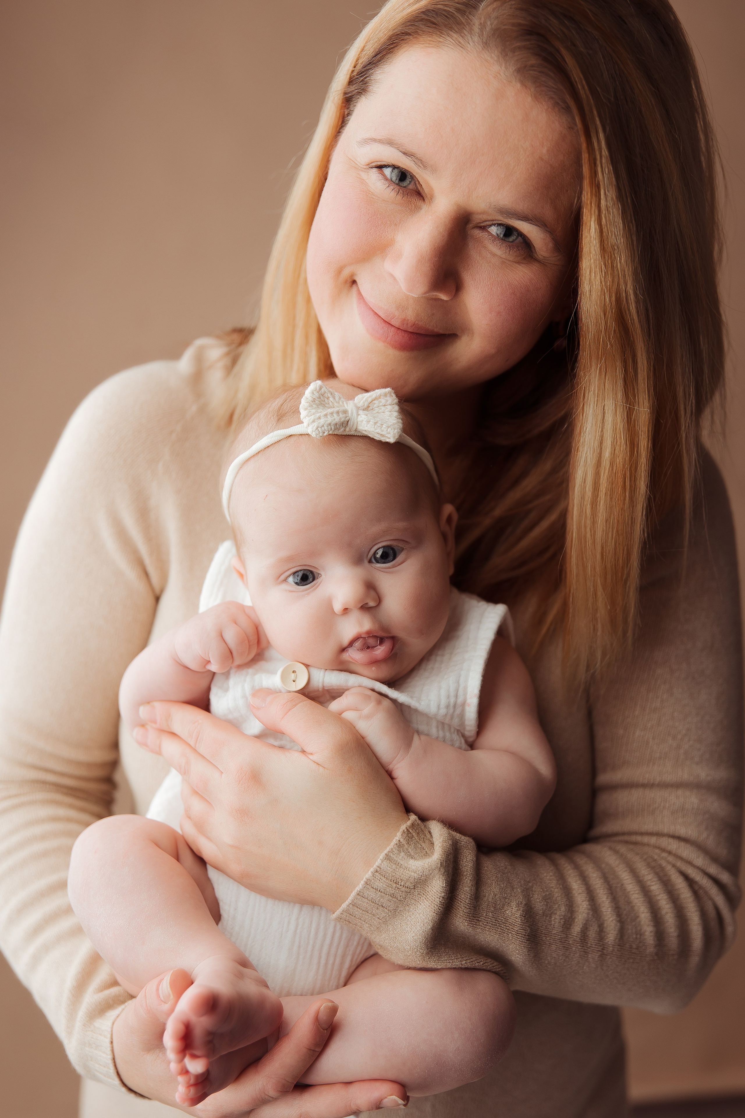 Мама и малыш. Фотограф беременности, новорожденных Москва. годики под ключ