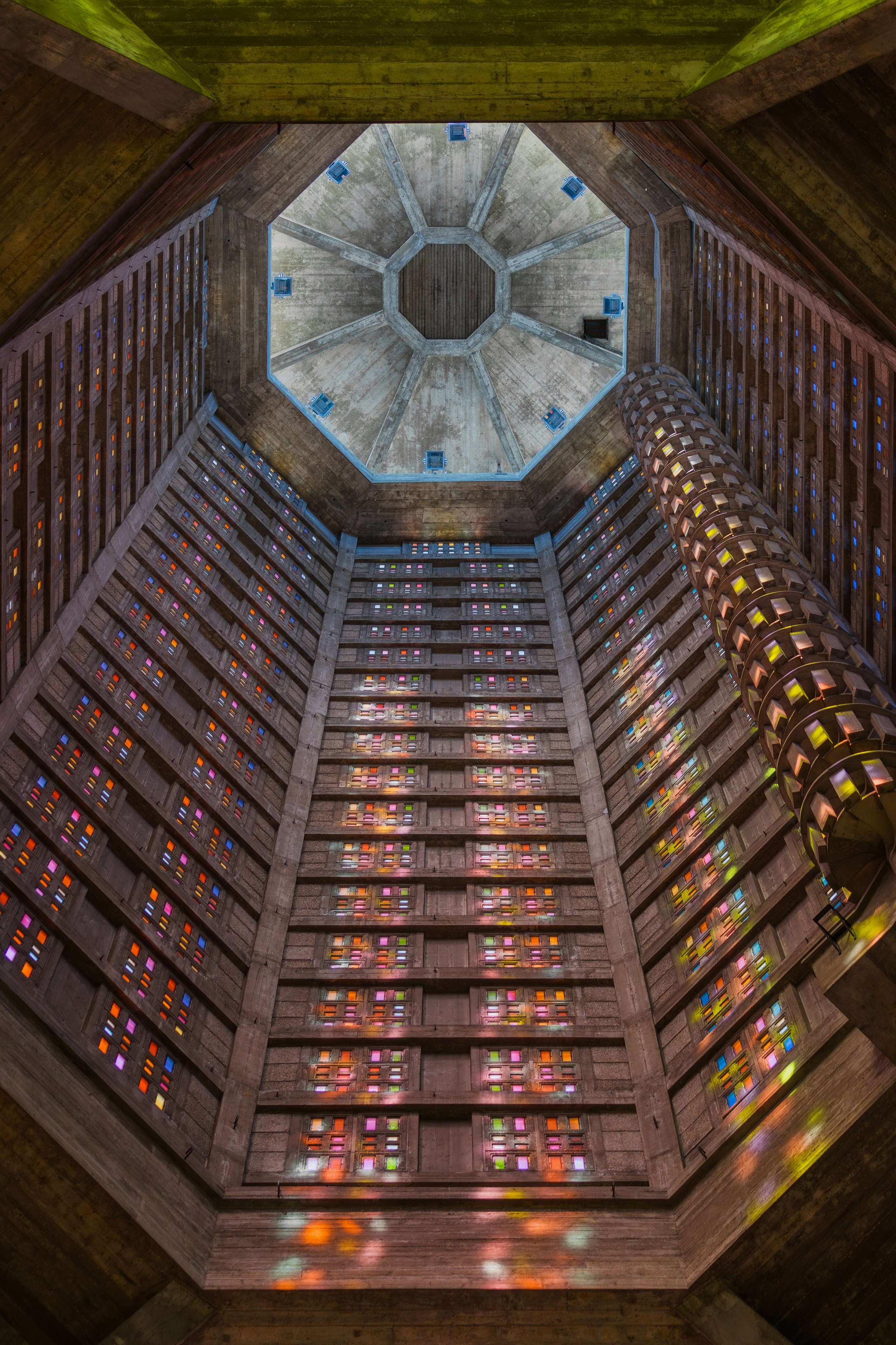 L’église Saint-Joseph du Havre | Le Havre, France. Архитектурный фотограф Кирилл Цыбенко. Работаю в Москве и по всей России