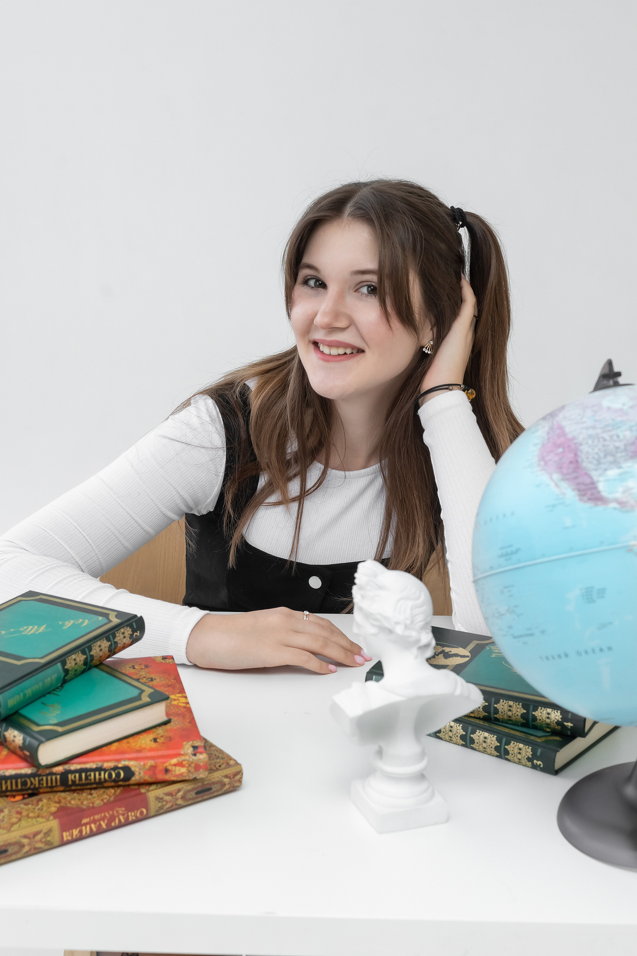 В студии сьемка школьников. Ольга Плаксина фотограф в Саратове