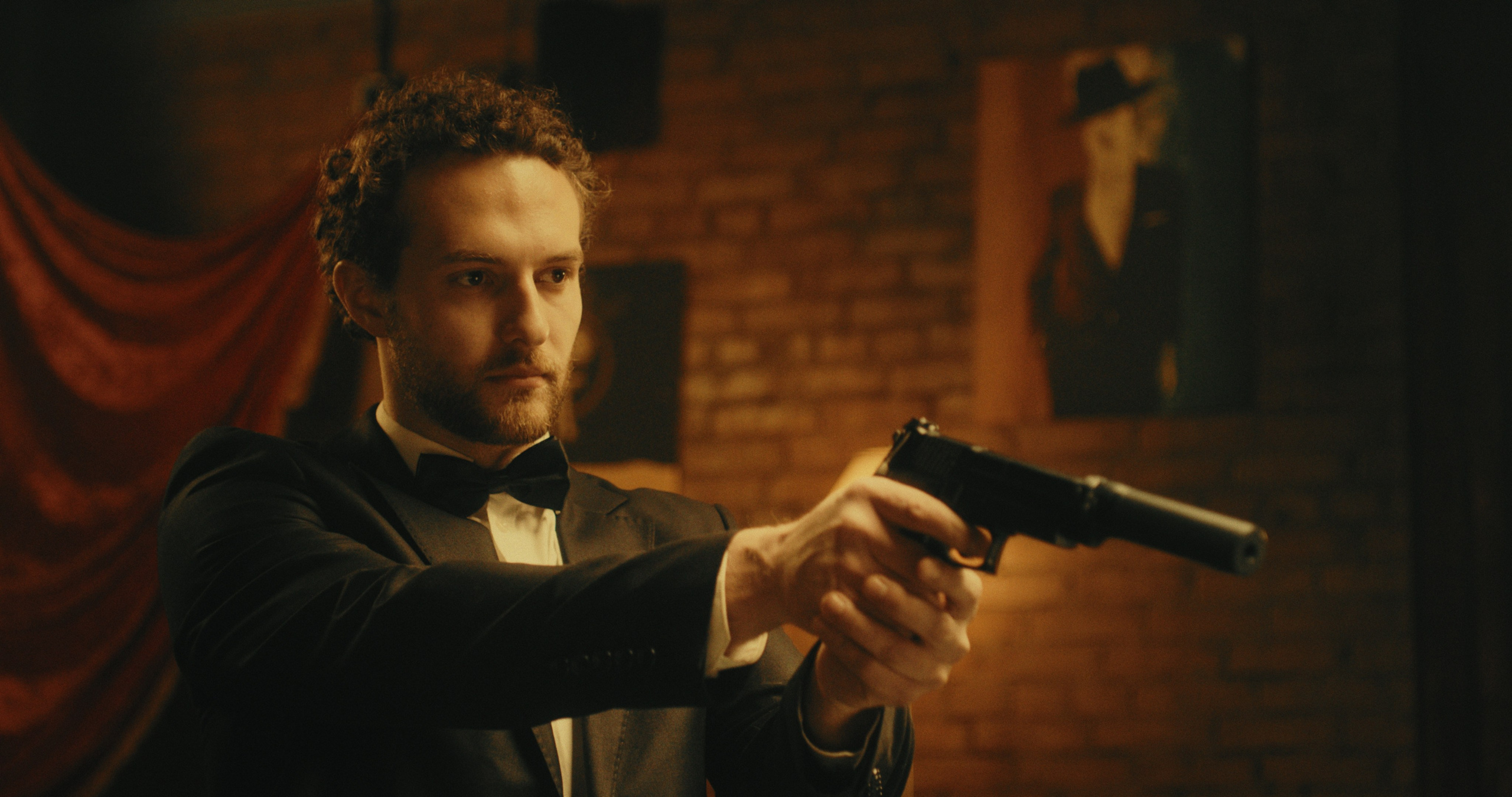 «ЧЕЛОВЕК С ВОДЯНЫМ ПИСТОЛЕТОМ» — short film. DANILA KOMKIN — Colorist