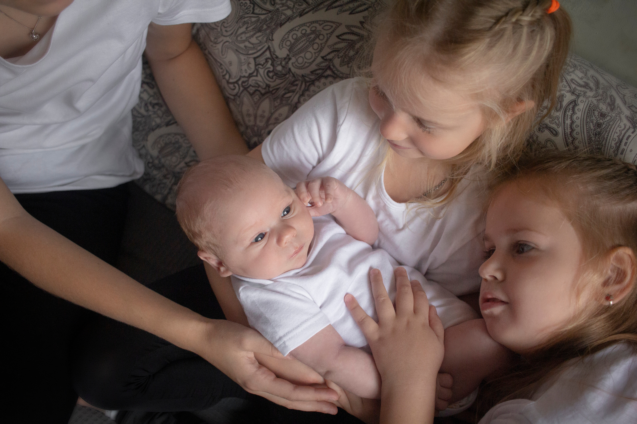 Фотограф новорожденных и семейный фотограф в Санкт-Петербурге