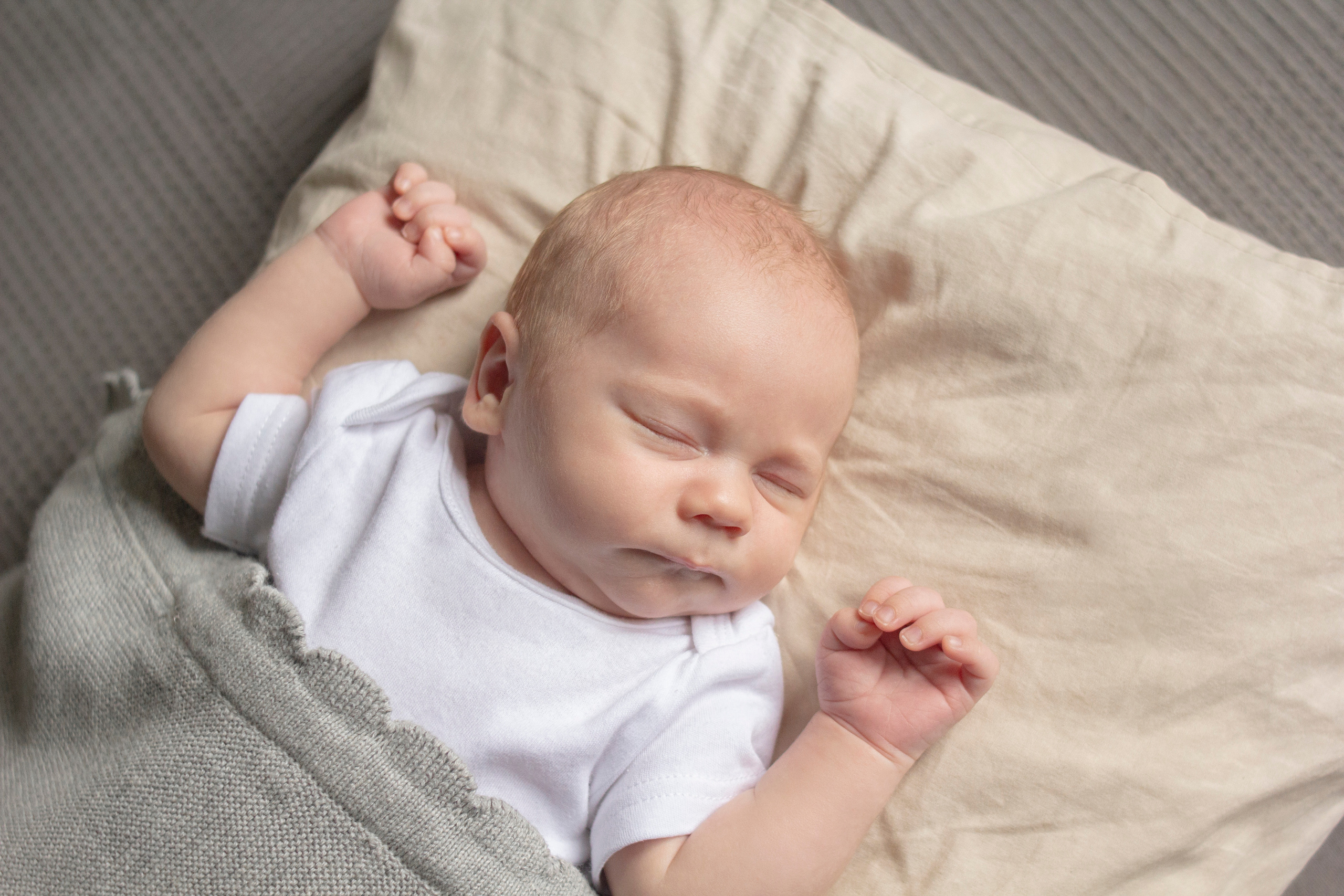 Фотограф новорожденных и семейный фотограф в Санкт-Петербурге