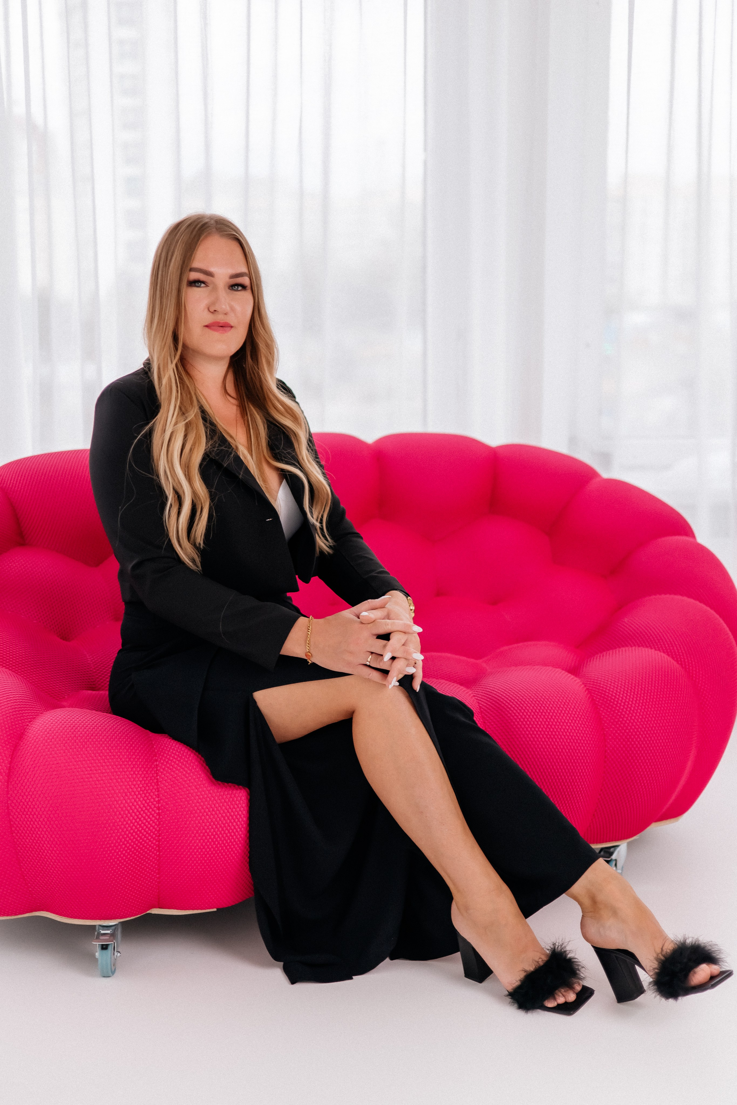 Мастера по наращиванию волос. Светлана Ванцлав — фотограф Минск, Беларусь