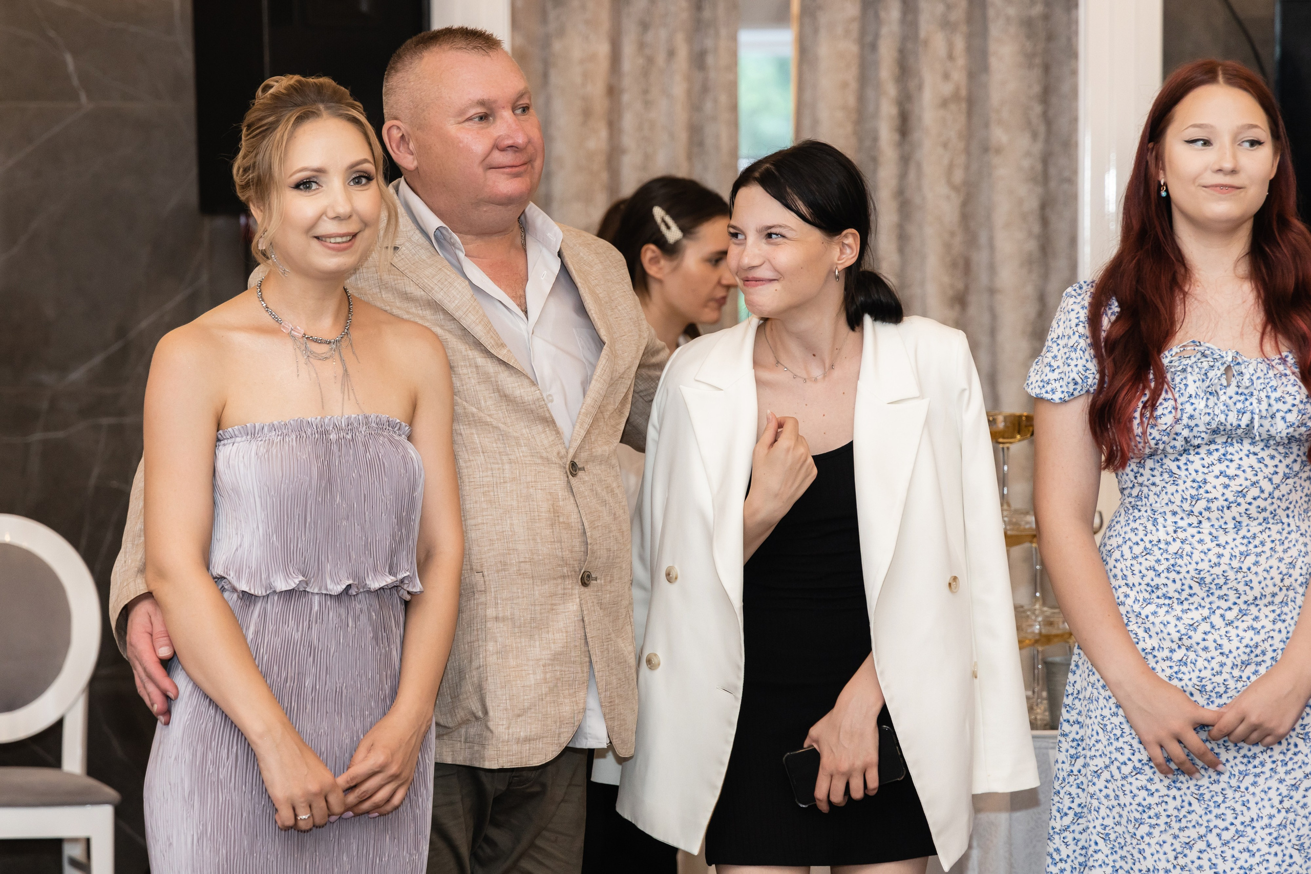 Алёна и Денис (полный день). Фотограф в Барнауле Юлия Садвокасова