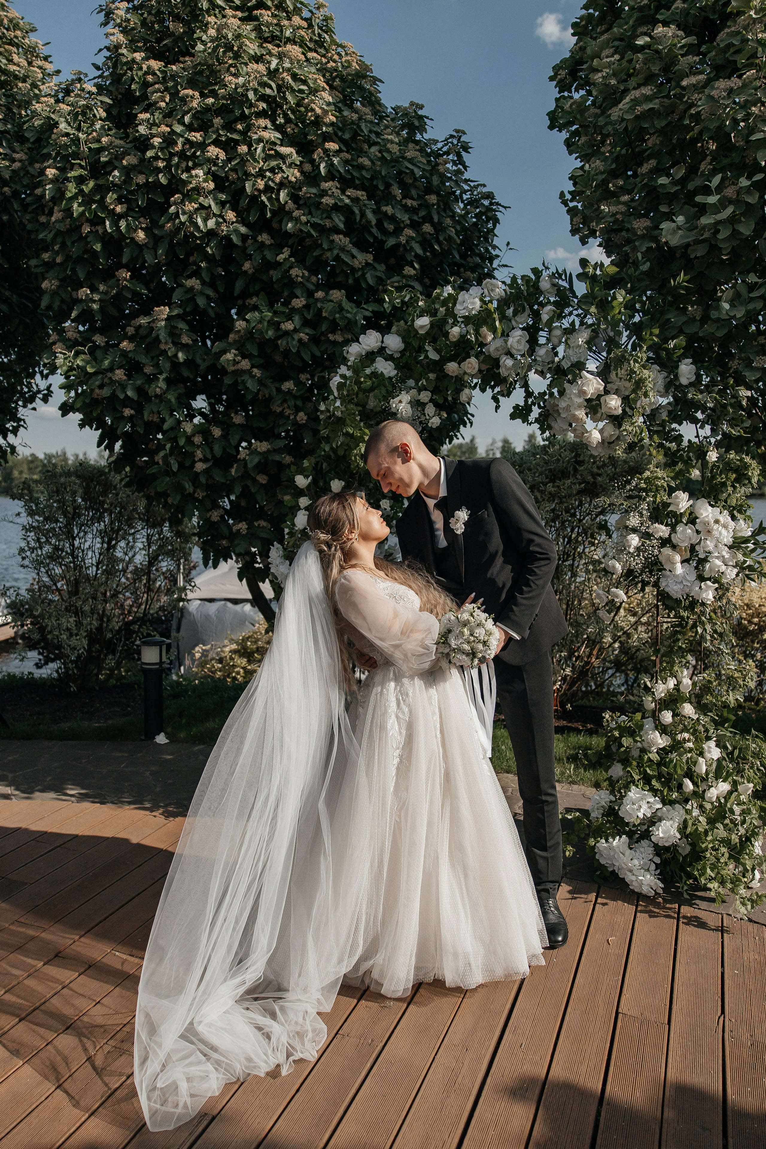 Выездная церемония в Капитан Клуб Жуковский. Свадебный фотограф в Москве Дарья Олендарёва